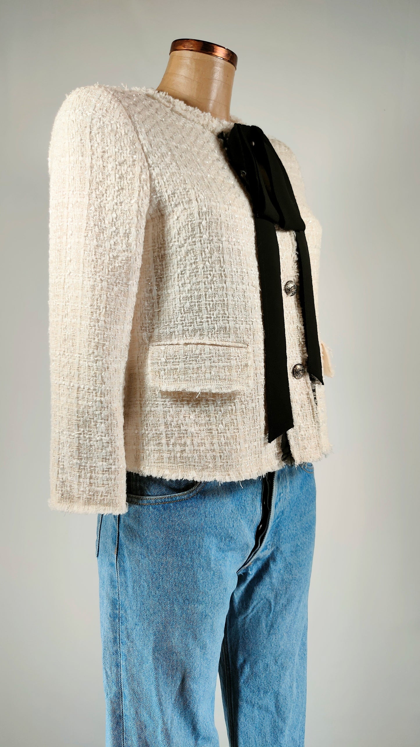 Chaqueta tweed con lazo