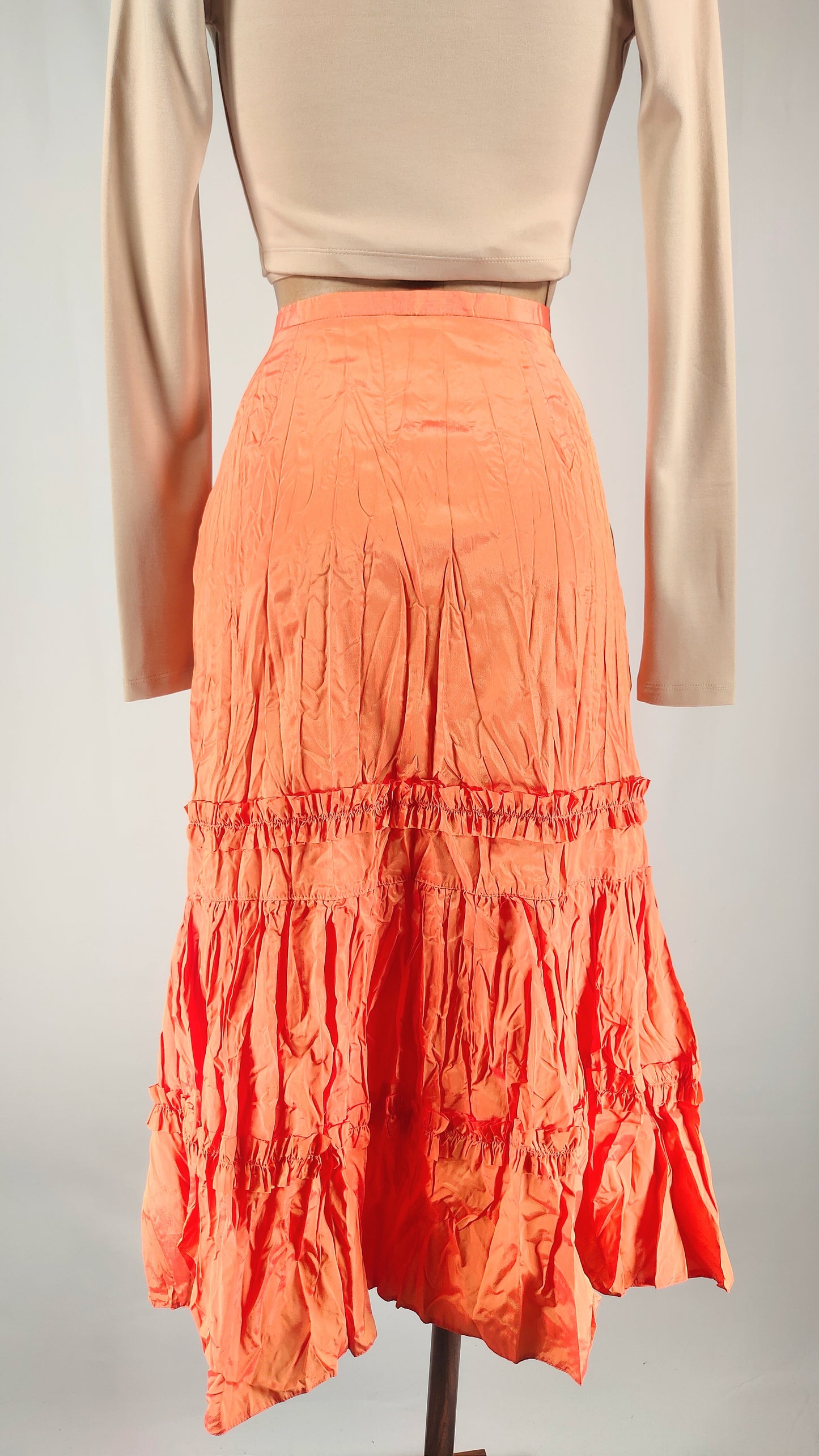 Falda con efecto brillante naranja