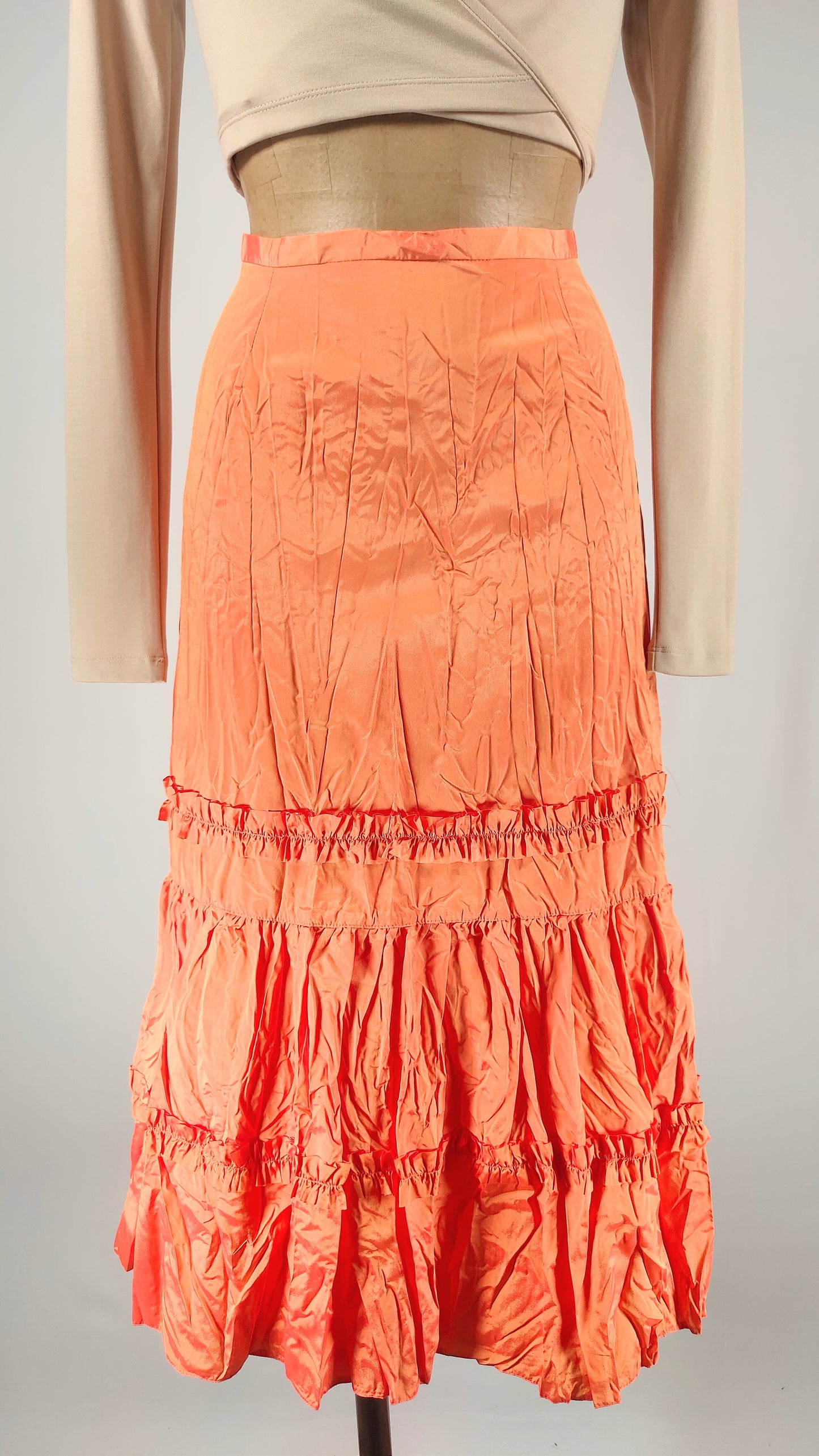 Falda con efecto brillante naranja