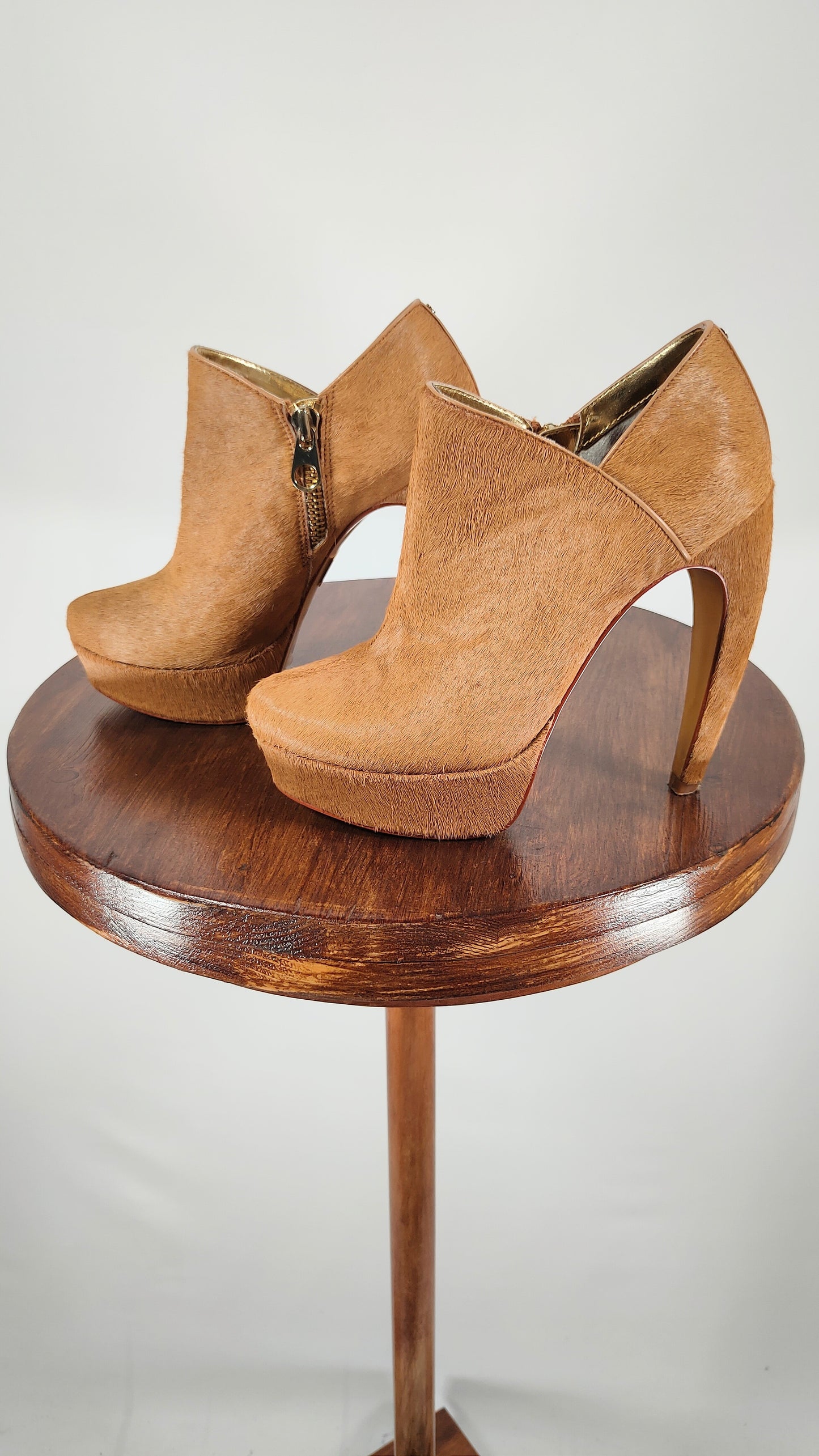 Zapatos recubiertos de pelo
