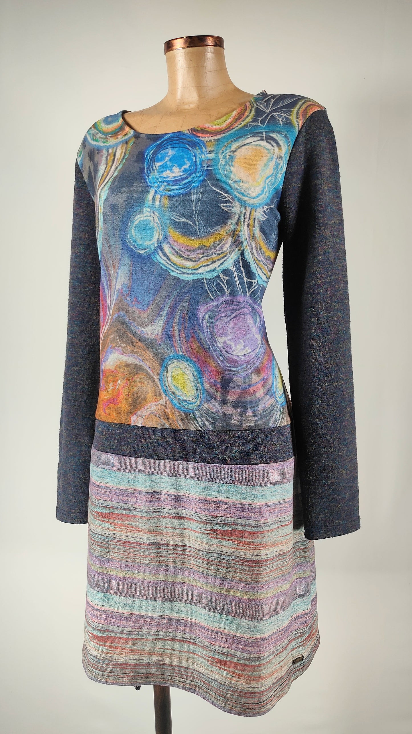 Vestido multicolor con doble estampado
