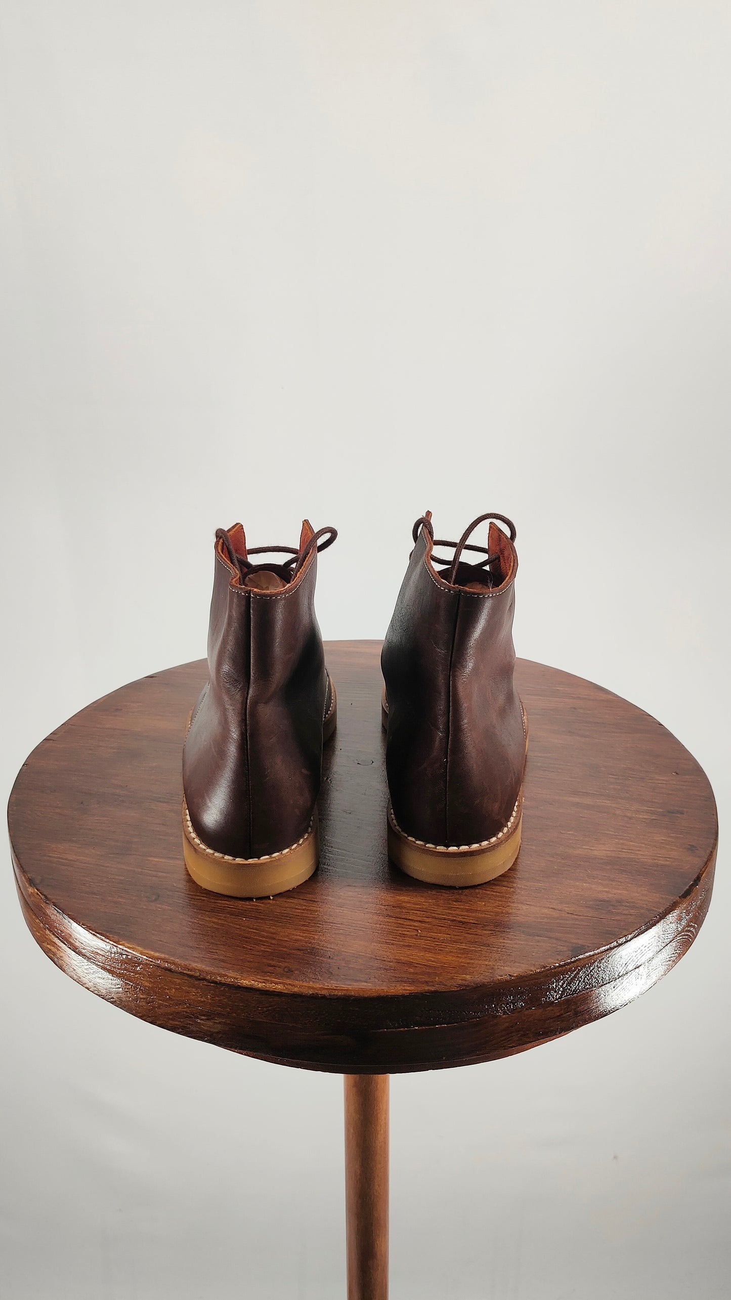Botines de piel marrones con cordones