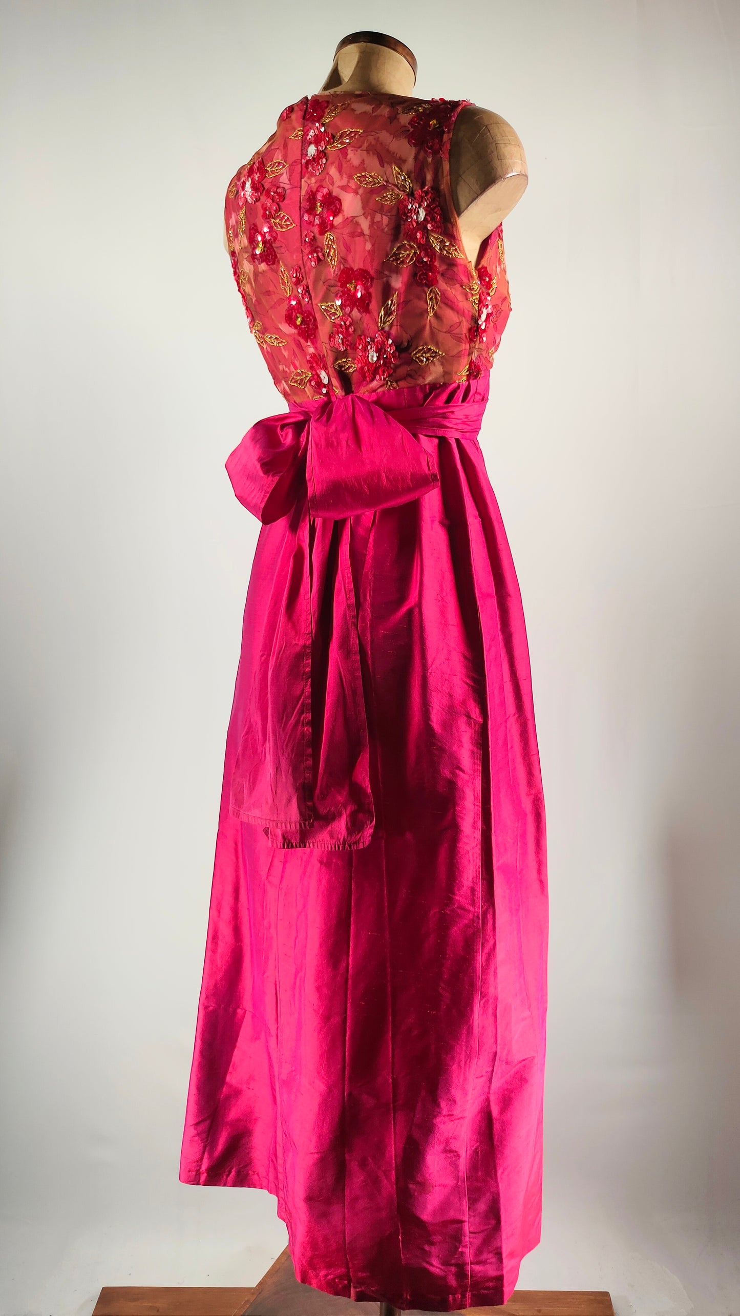 Vestido de seda largo