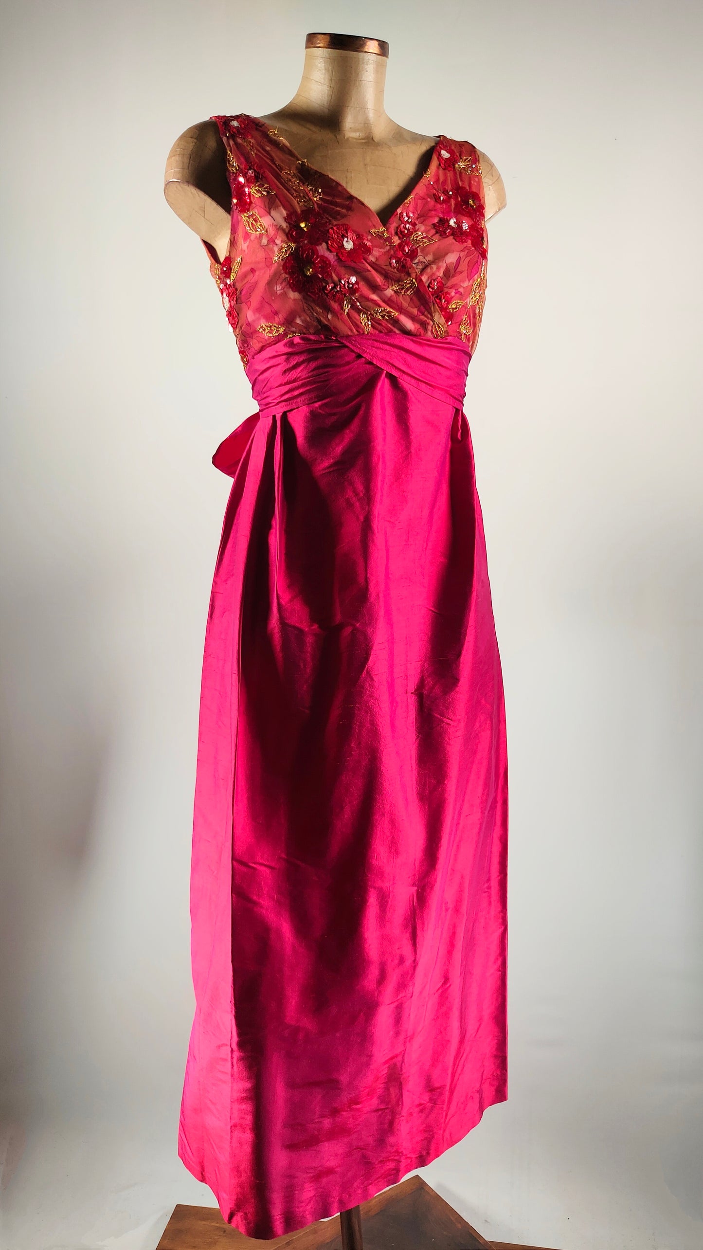 Vestido de seda largo
