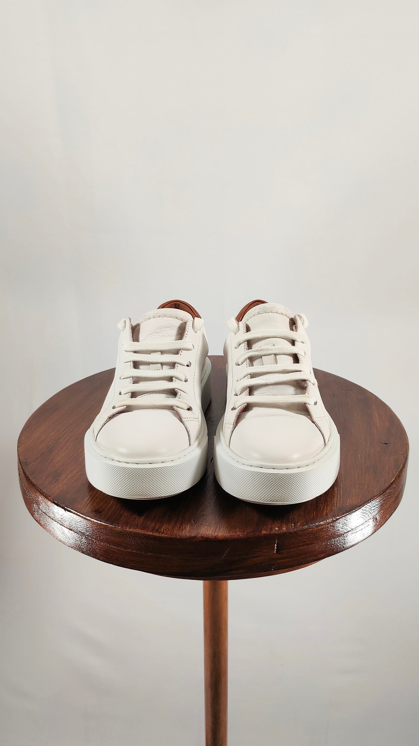 Zapatillas de piel blancas Clarks