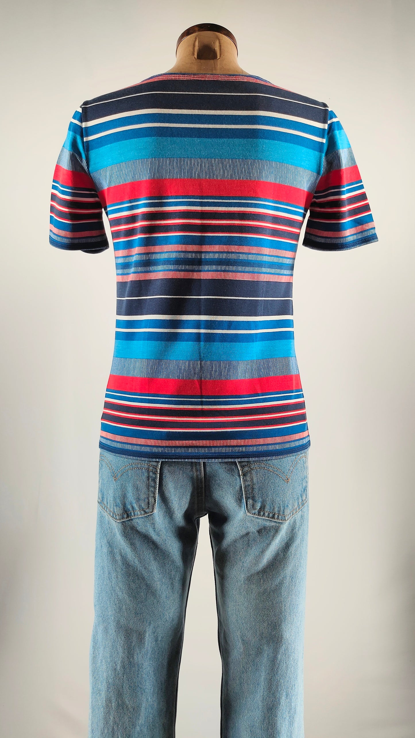 Camiseta de rayas vintage