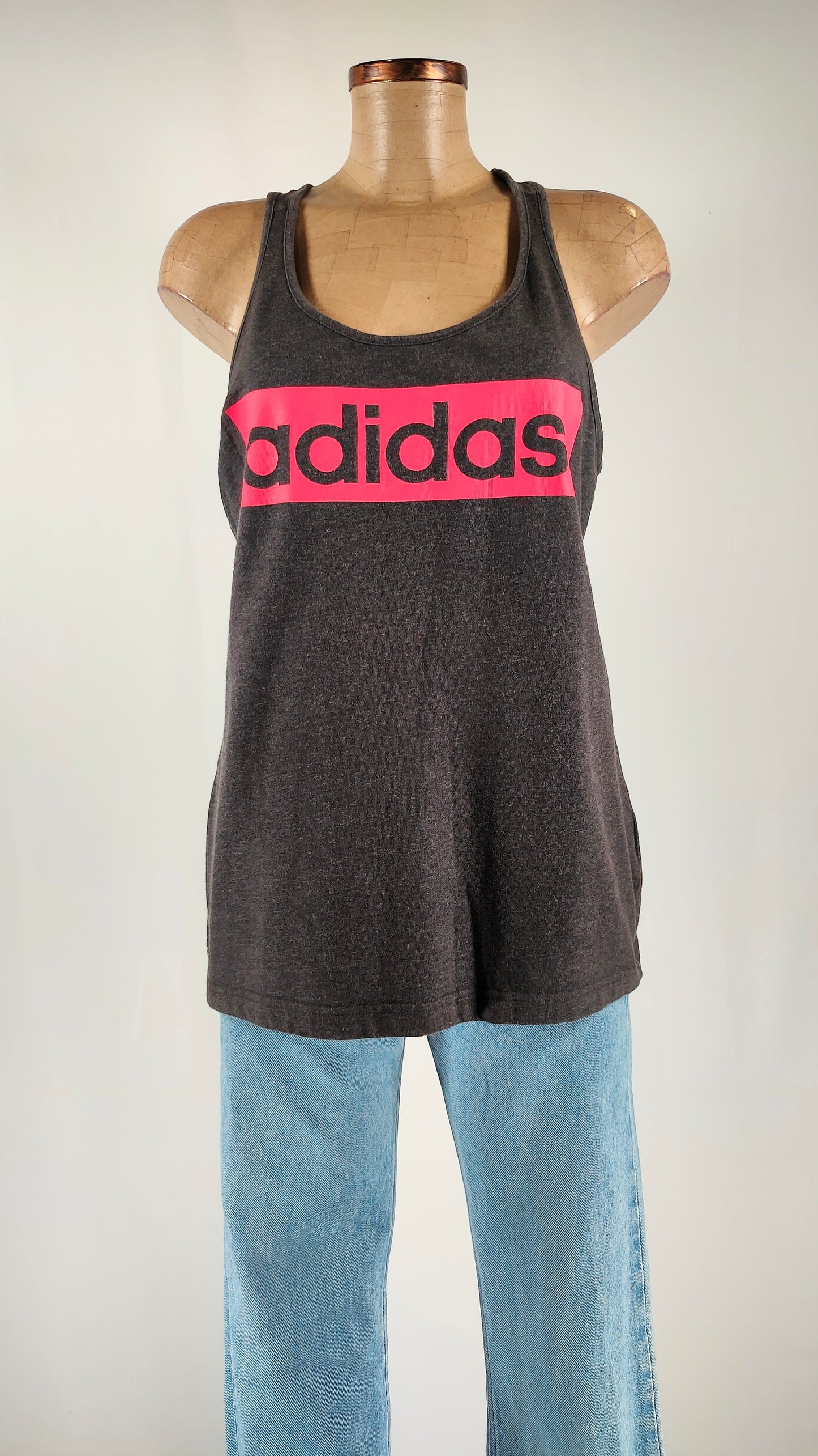 Top Adidas gris