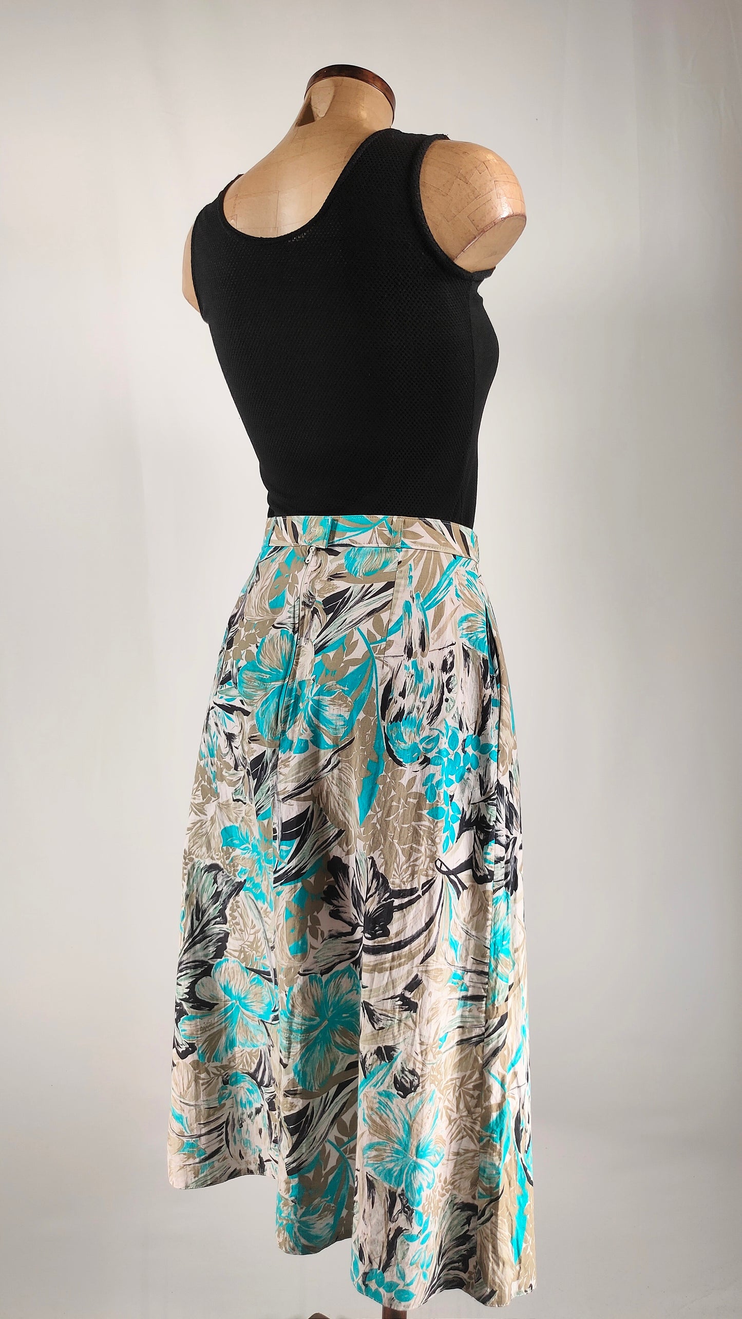 Falda vintage con bolsillos en tonos azules