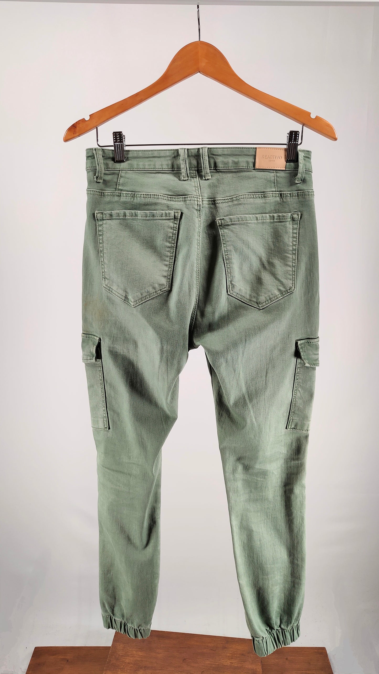 Pantalones cargo Reactivo