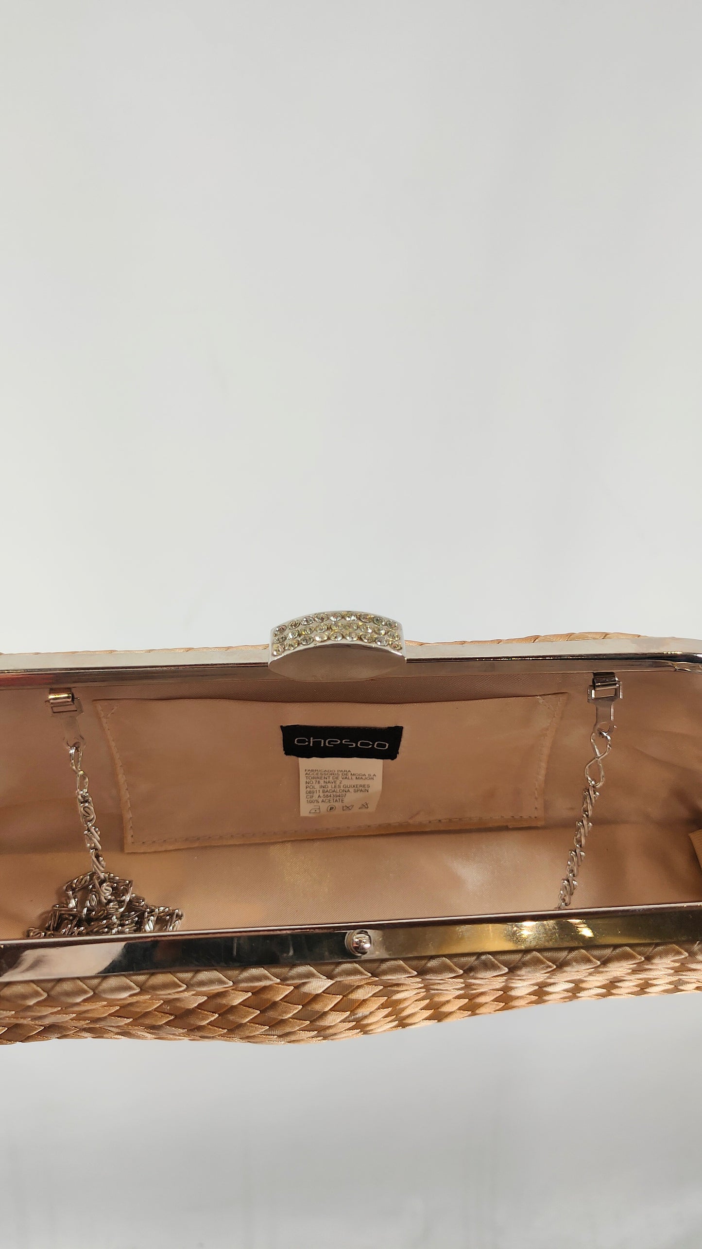 Clutch de fiesta trenzado