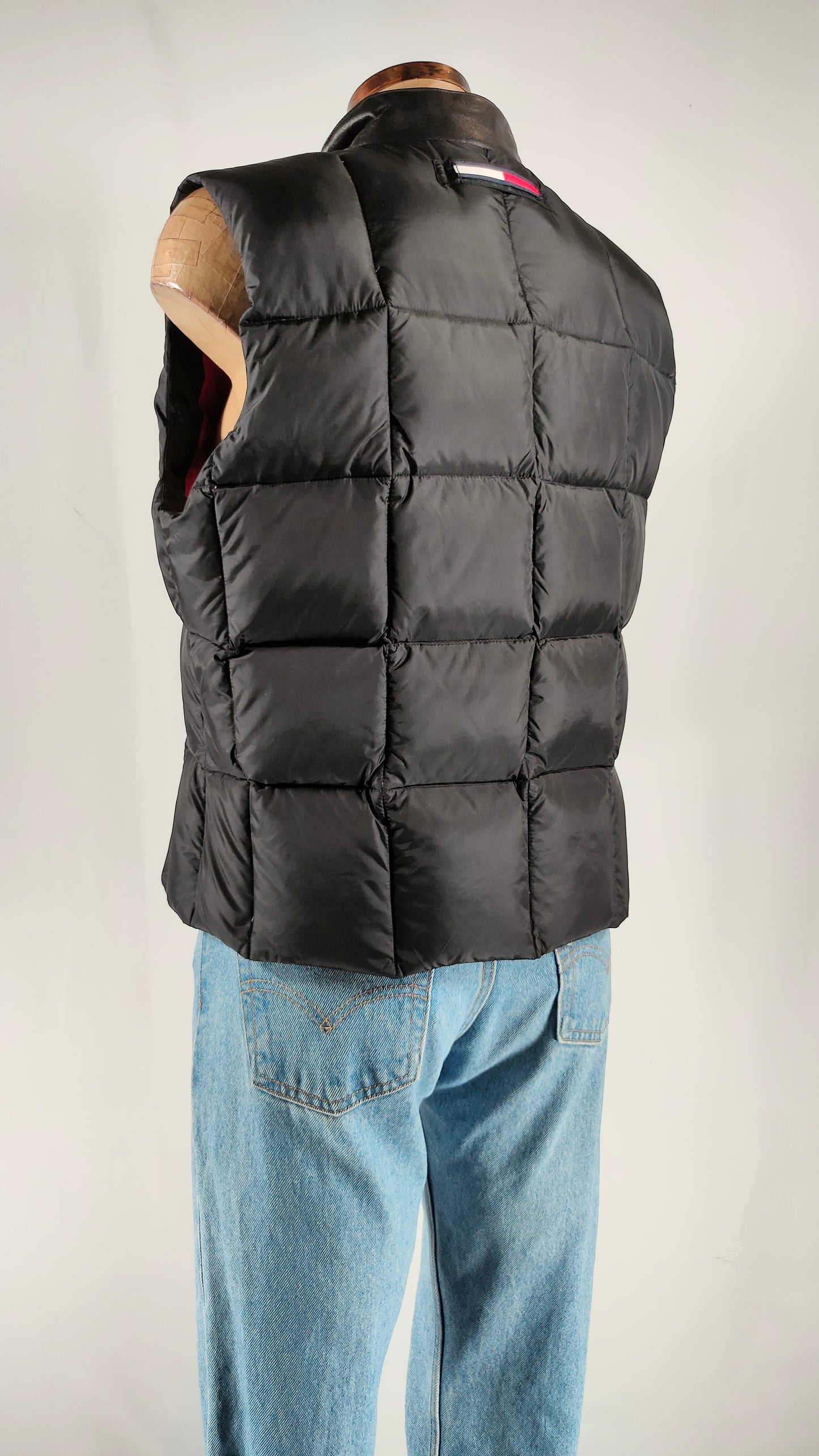 Chaleco de plumas negro Tommy Hilfiger