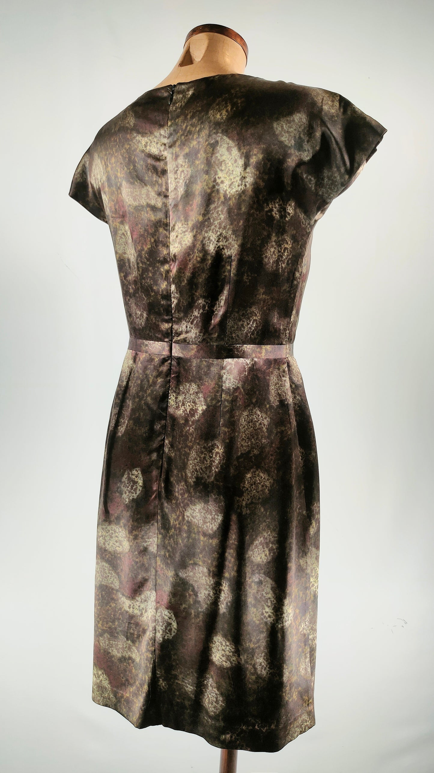 Vestido de satén multicolor