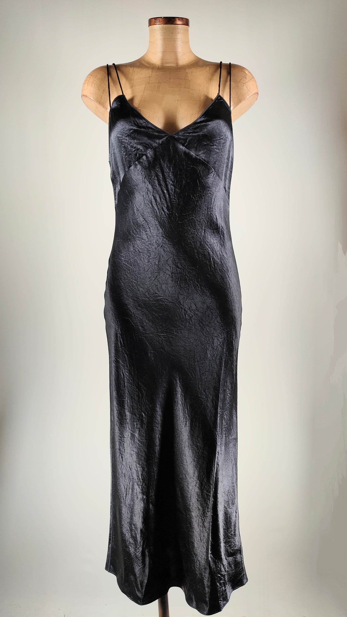 Vestido de seda azul navy Massimo Dutti