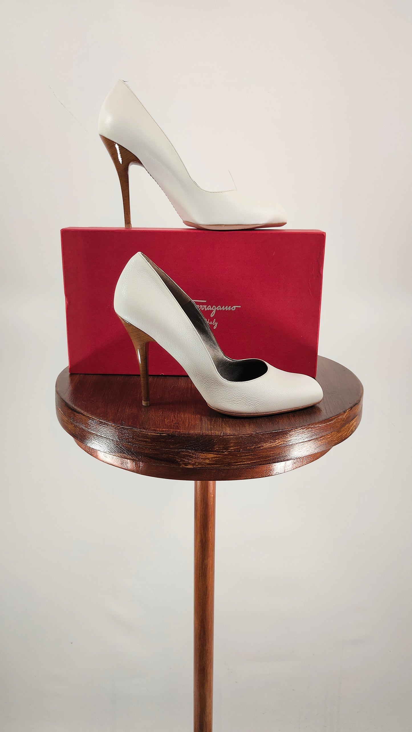 Zapato de tacón de aguja Salvatore Ferragamo