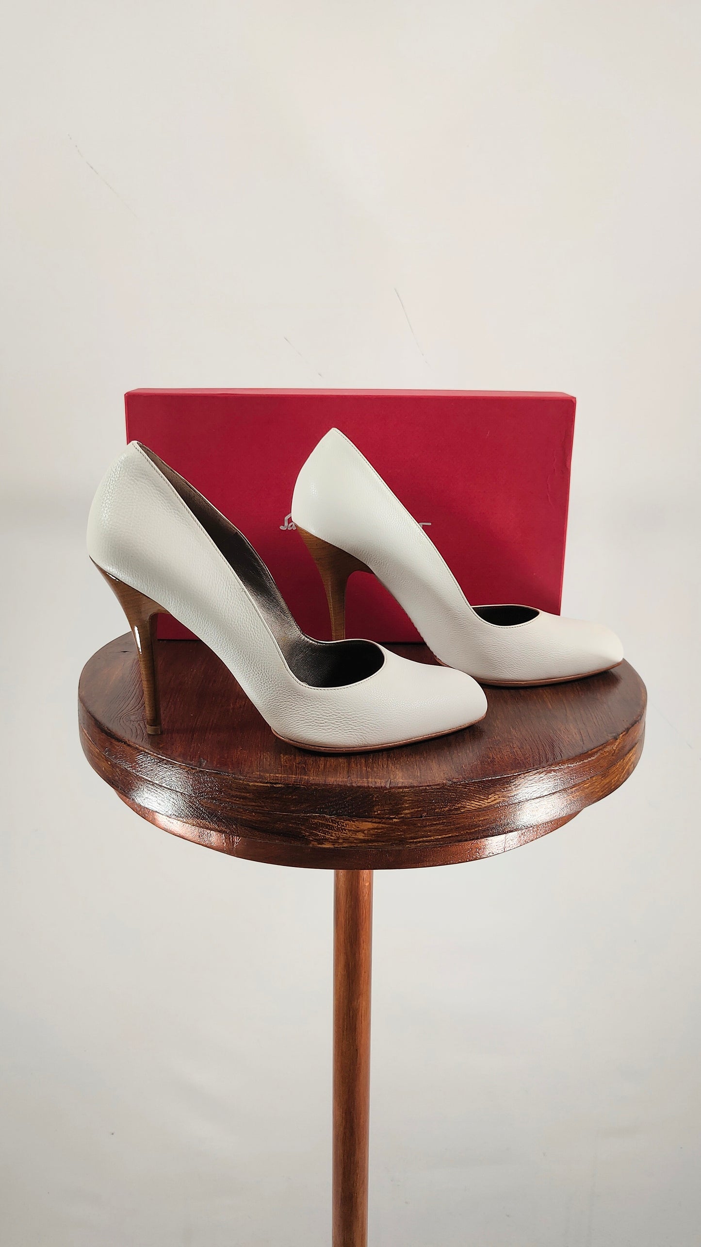 Zapato de tacón de aguja Salvatore Ferragamo