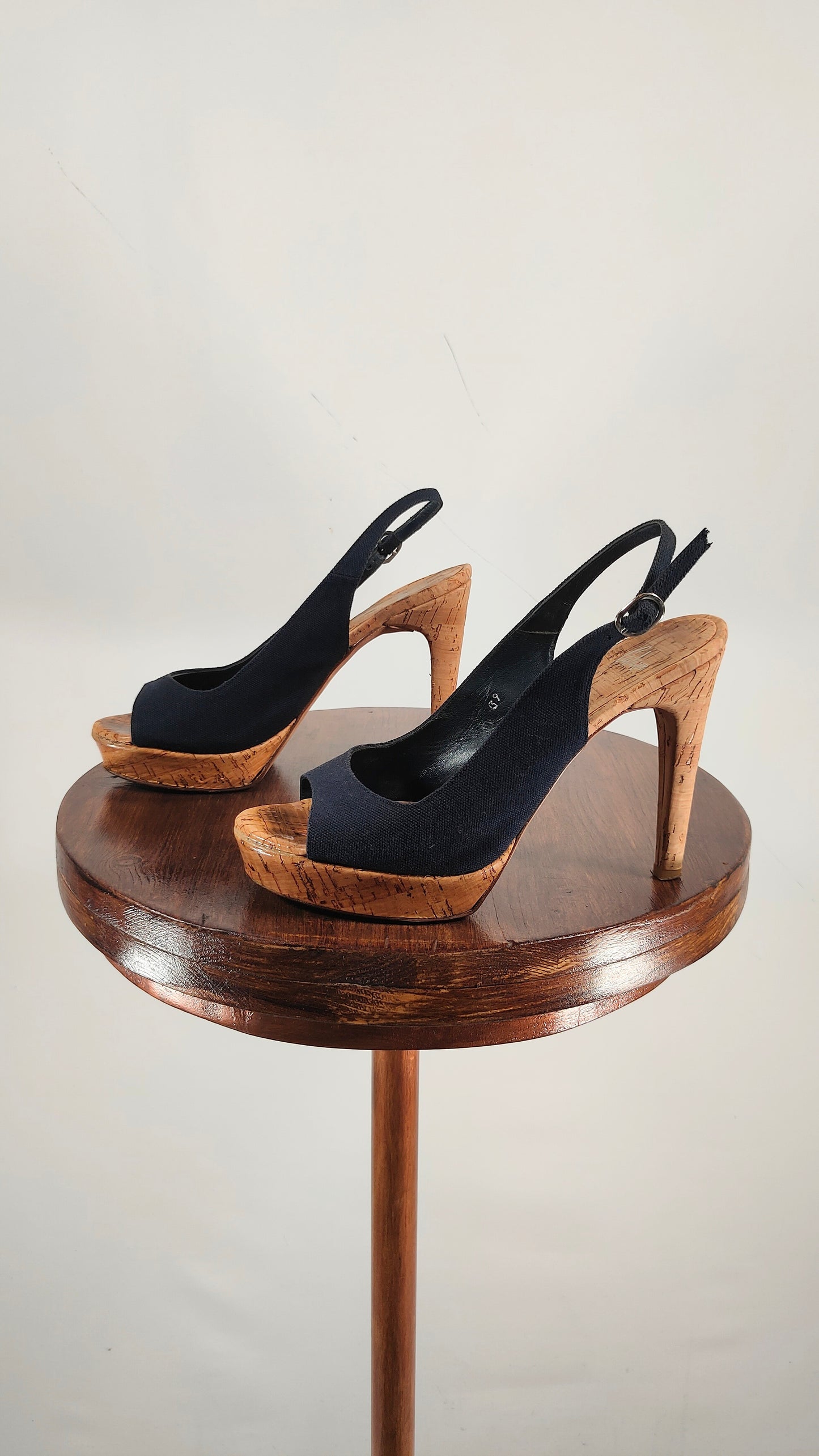 Zapato de tacón abierto Castañer