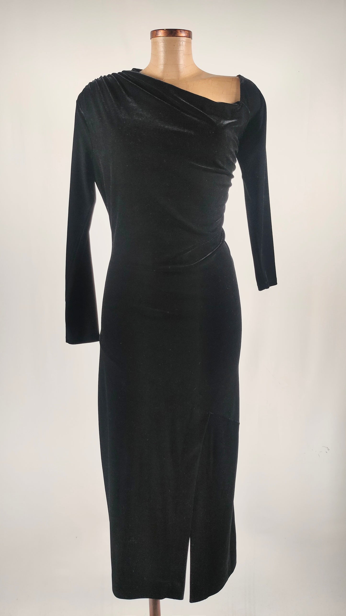 Vestido de terciopelo Reiss