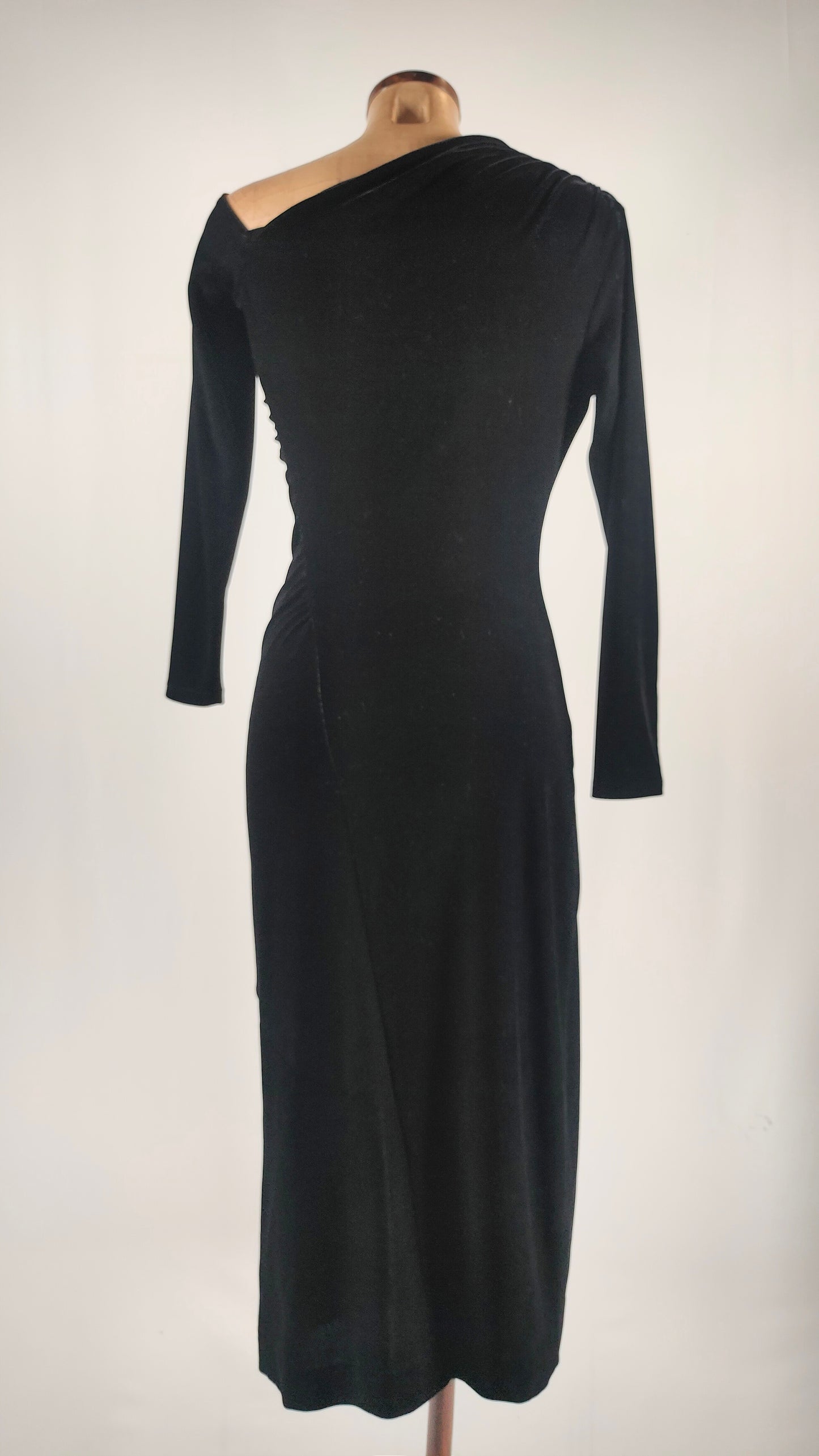 Vestido de terciopelo Reiss
