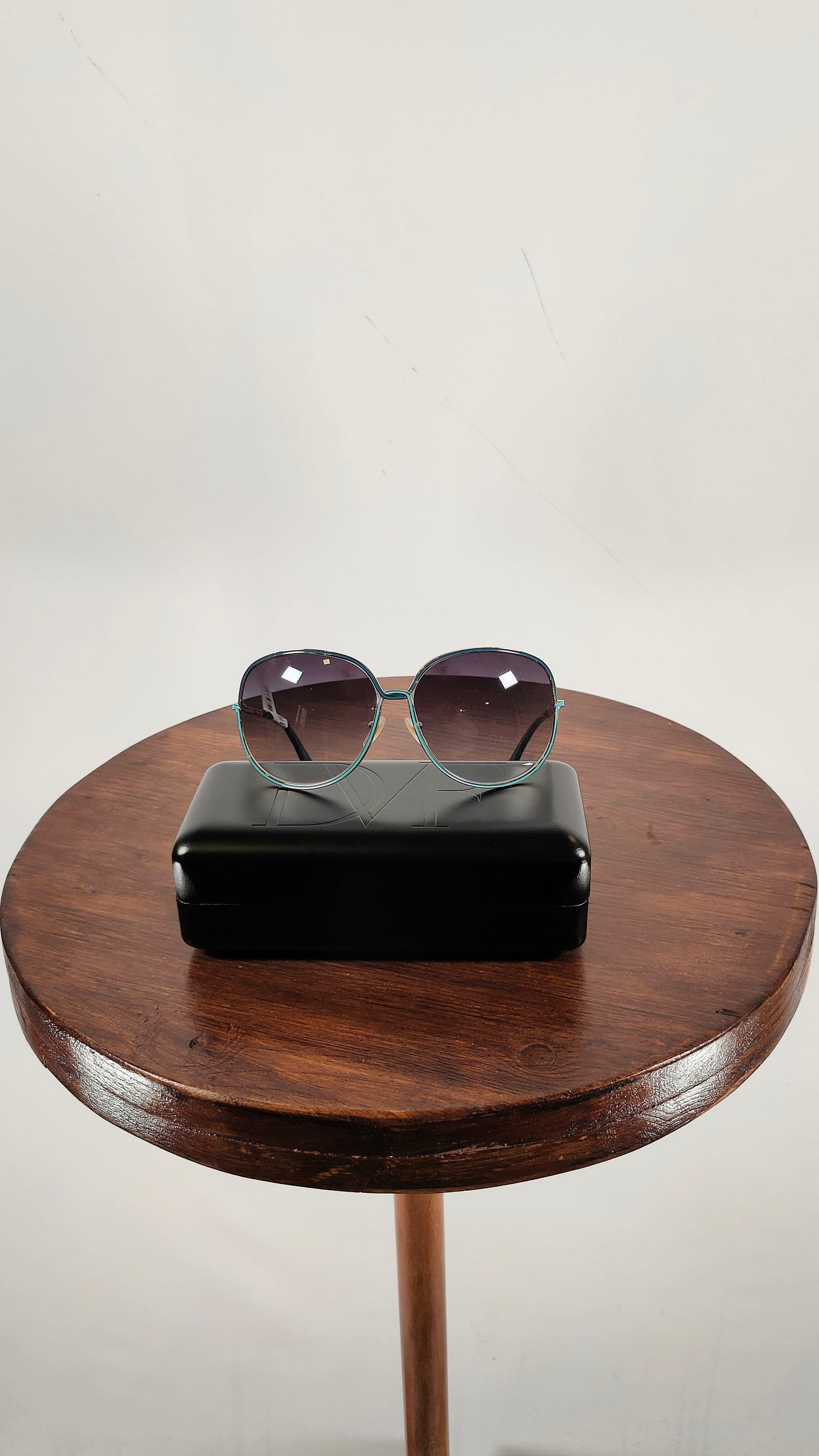 Gafas de sol DvF metálicas azules