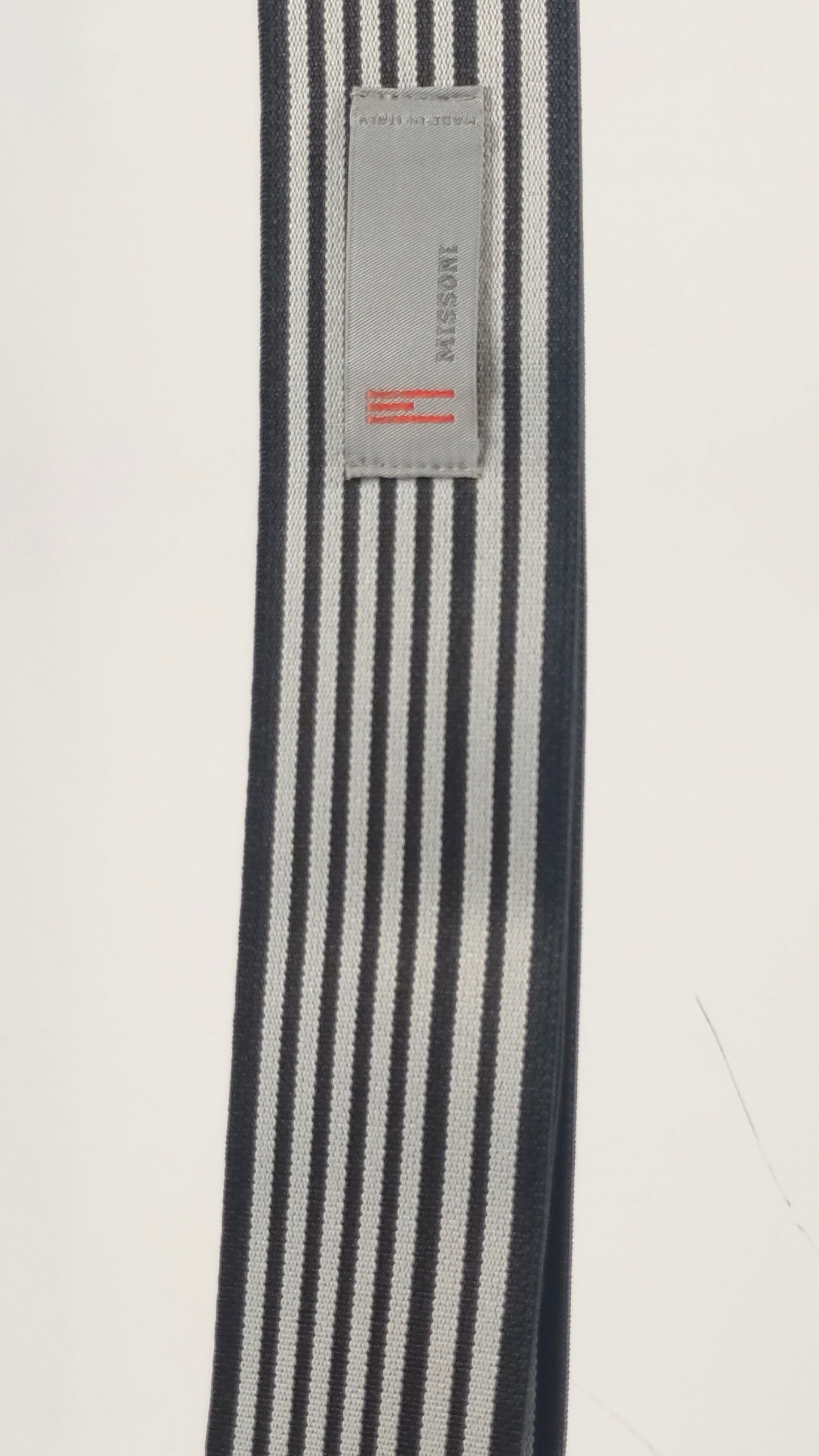 Cinturón Missoni con hebilla dorada