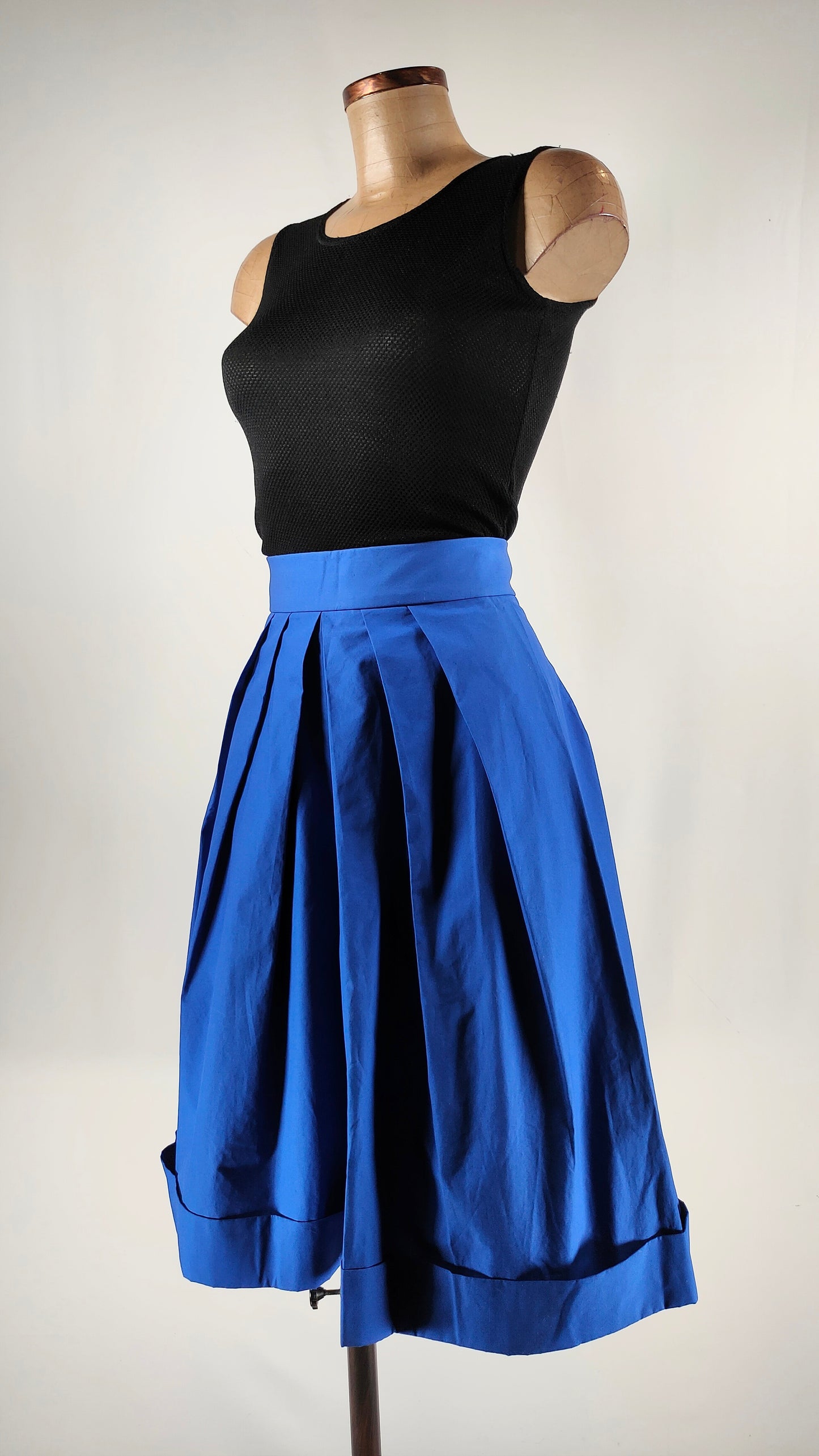 Bermudas azul klein Jesús del Pozo