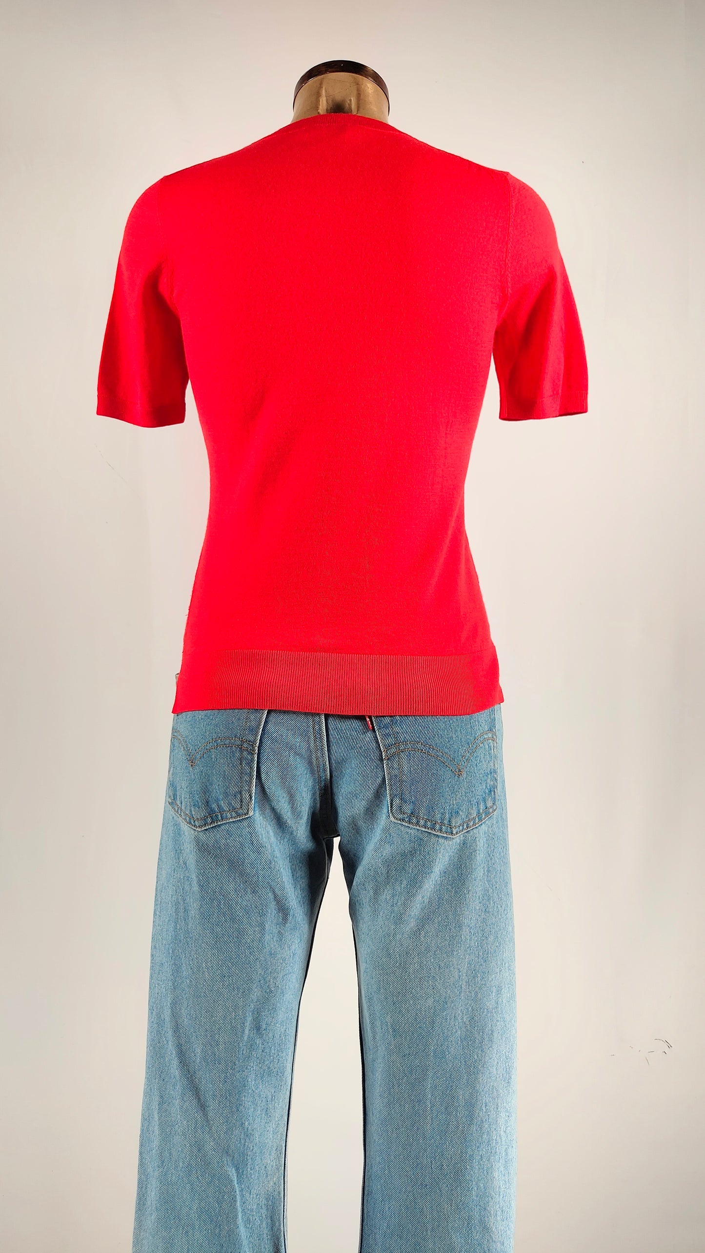 Jersey rojo Theory