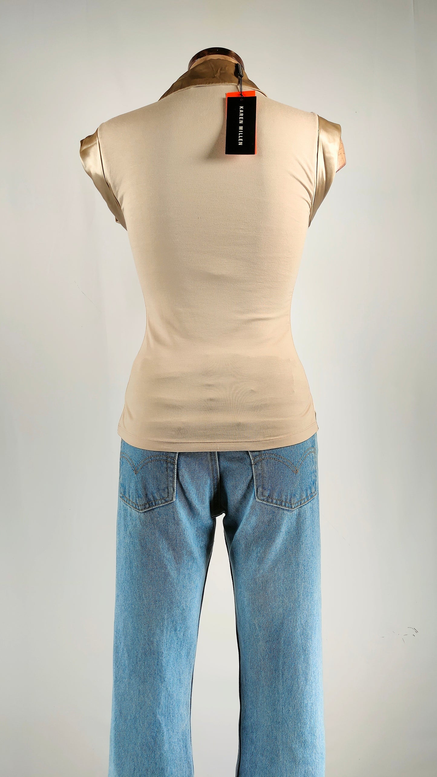 Top Karen Millen con apliques de seda