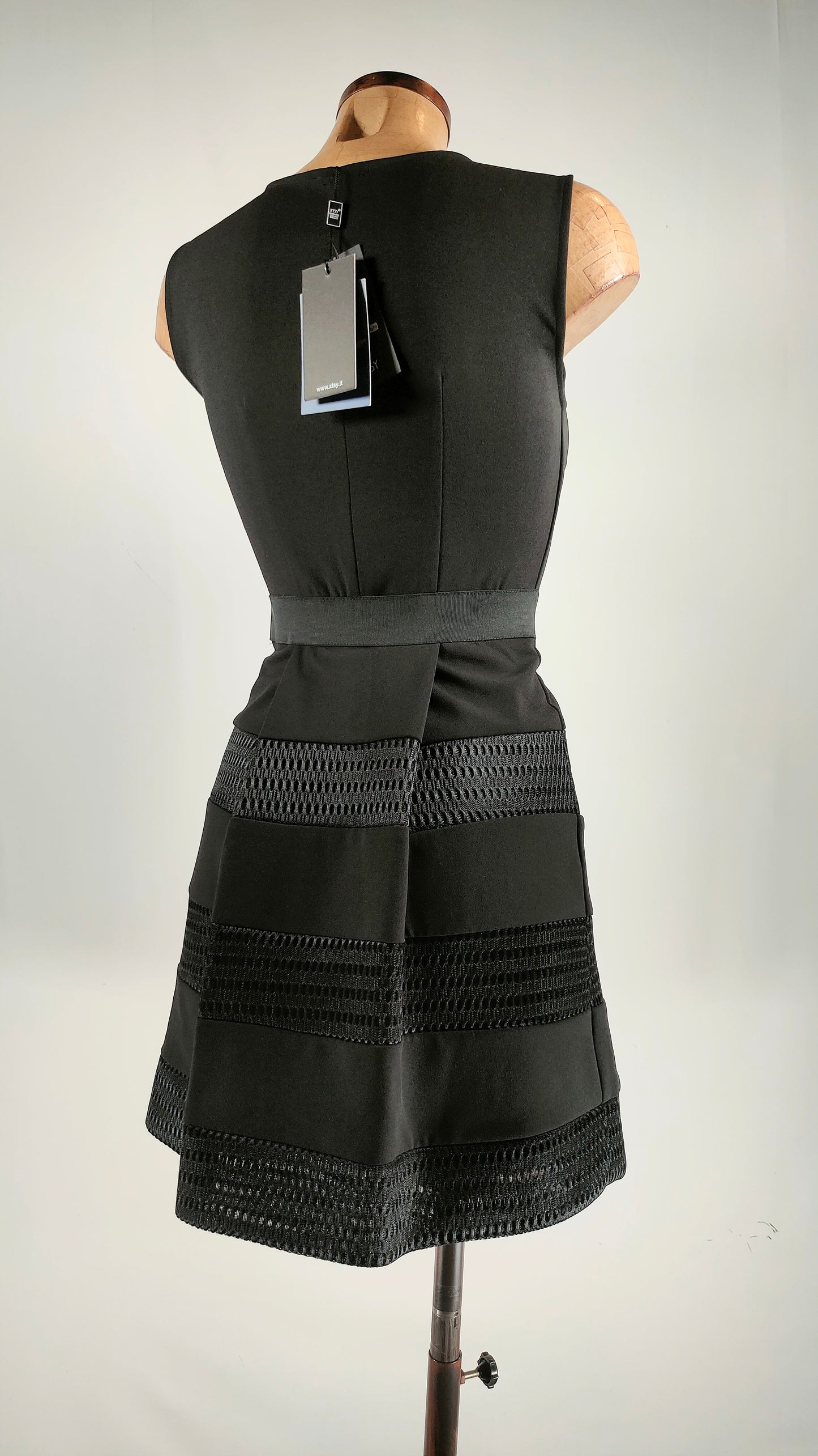 Vestido negro XTSY