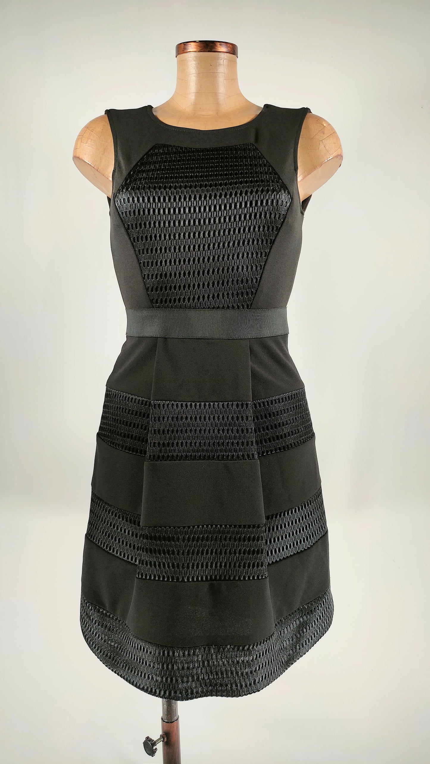 Vestido negro XTSY