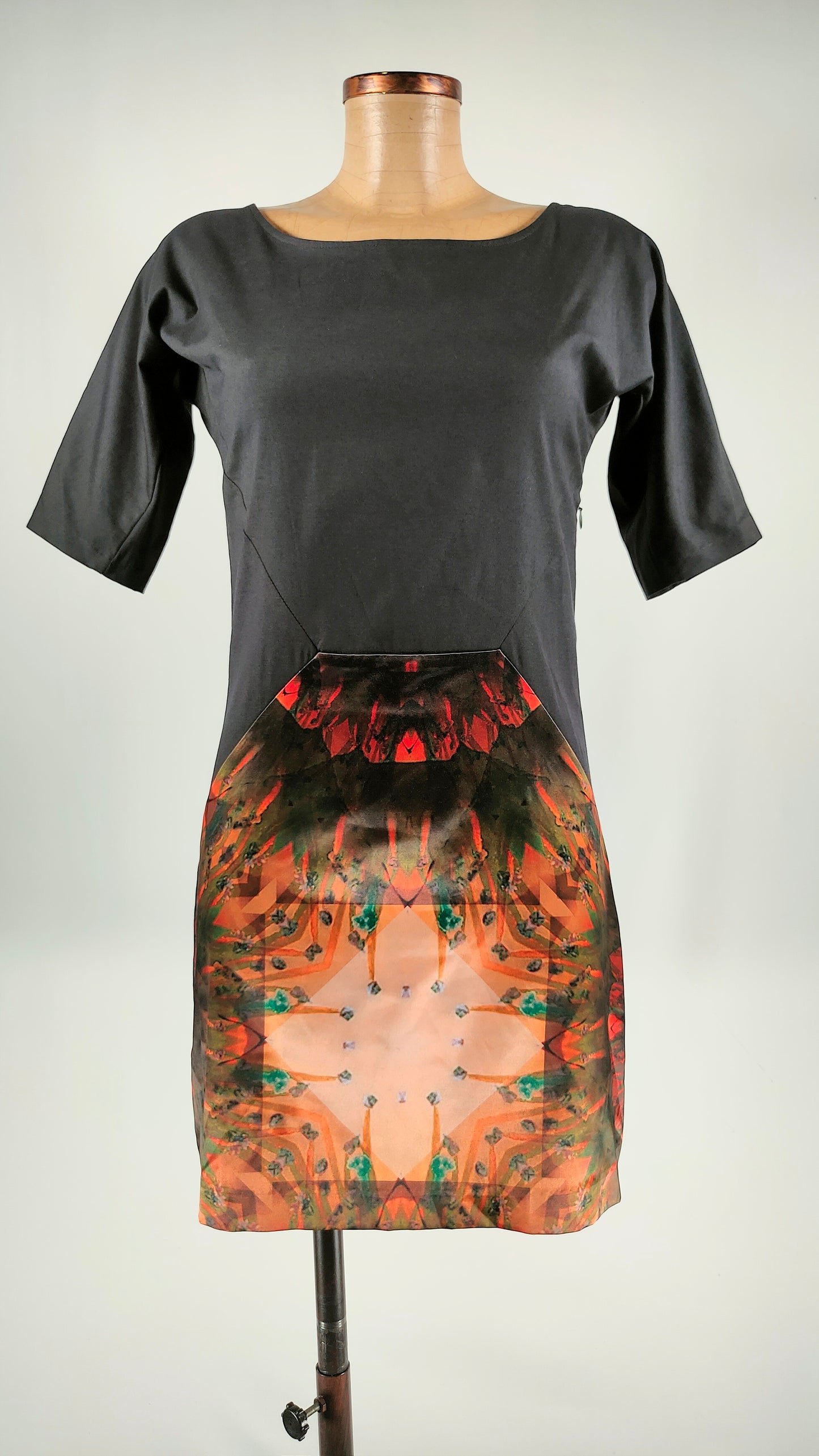 Vestido Skunfunk con estampado en satén