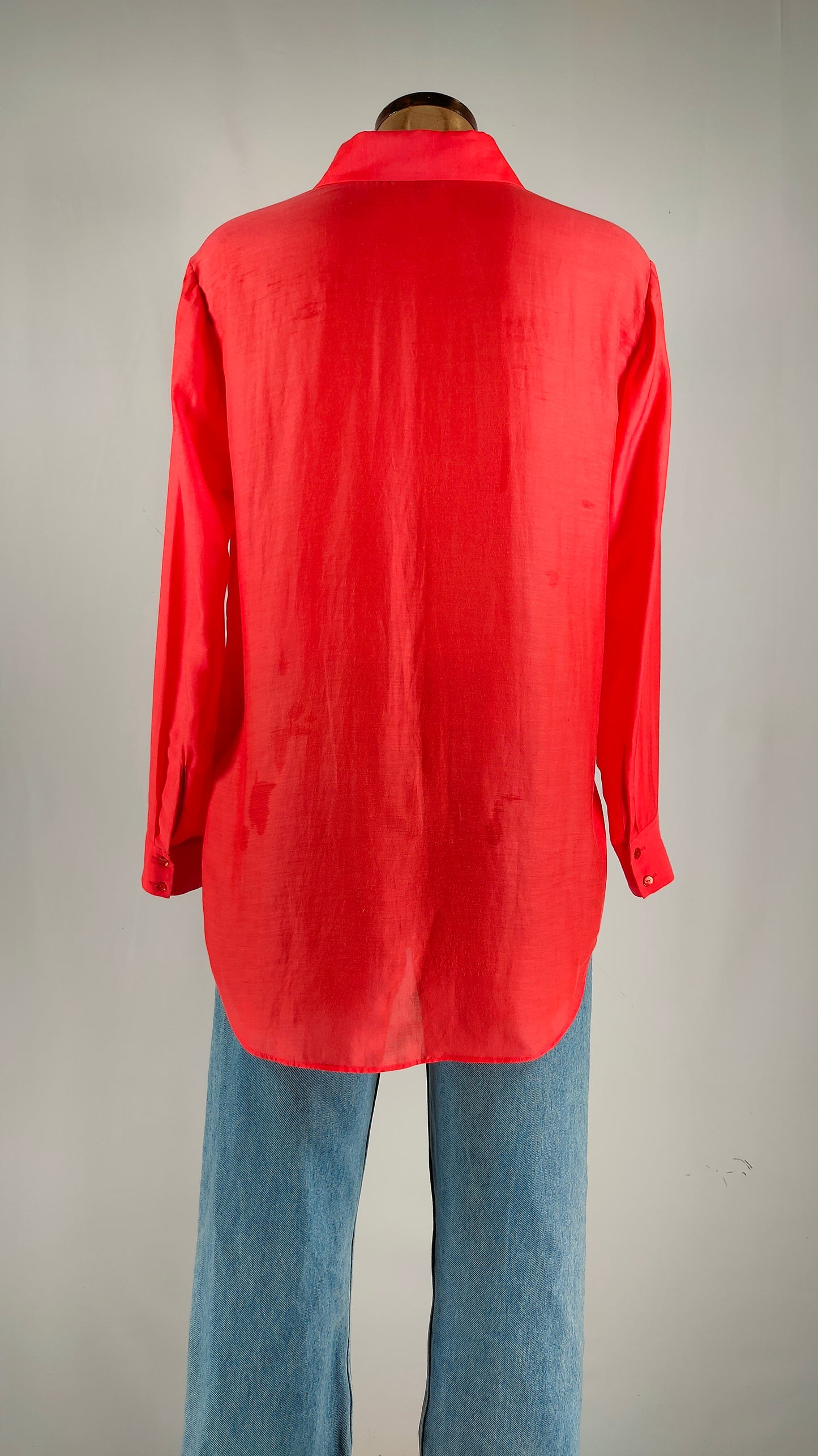 Camisa satinada mezcla seda morera coral