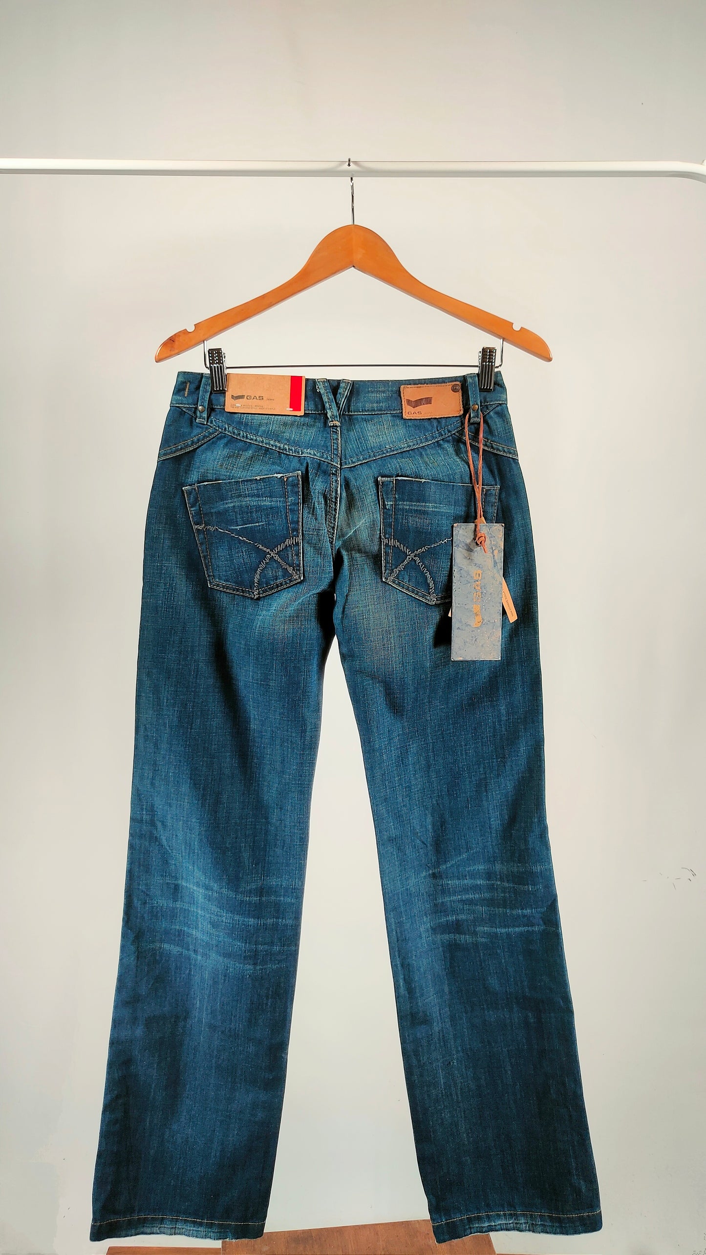 Jeans Gas con bolsillos azul