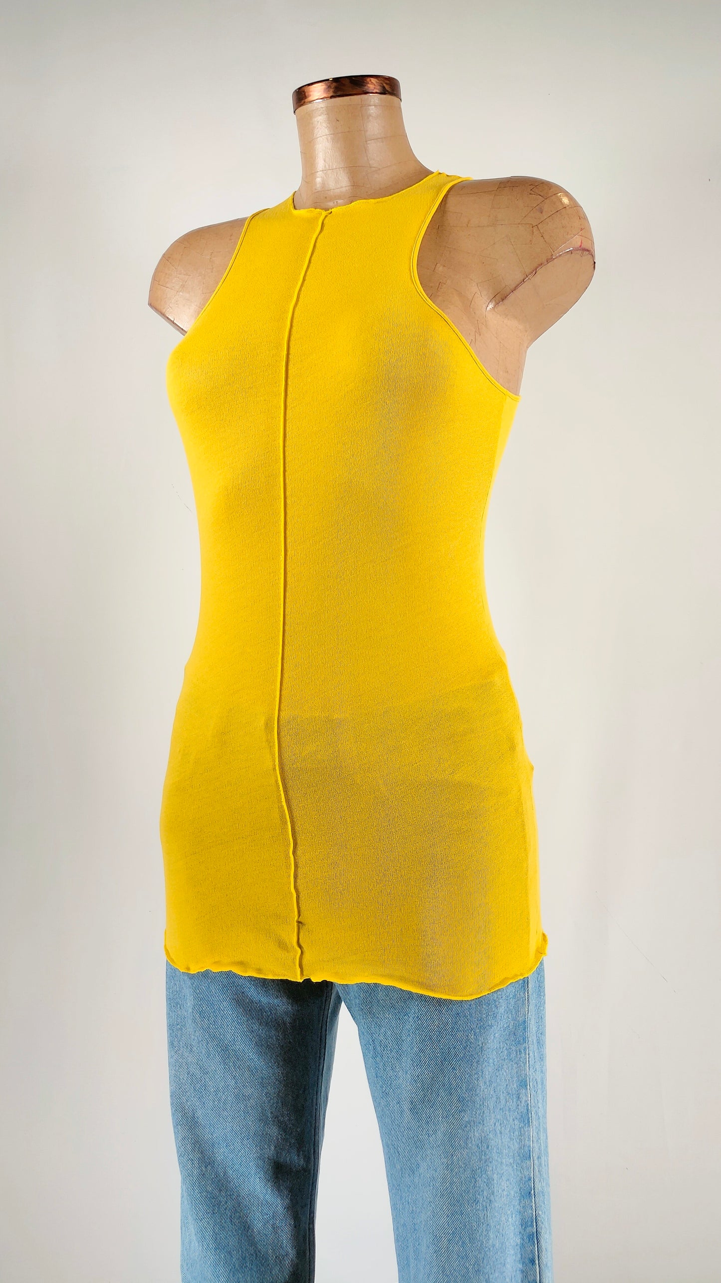 Top semitransparente amarillo