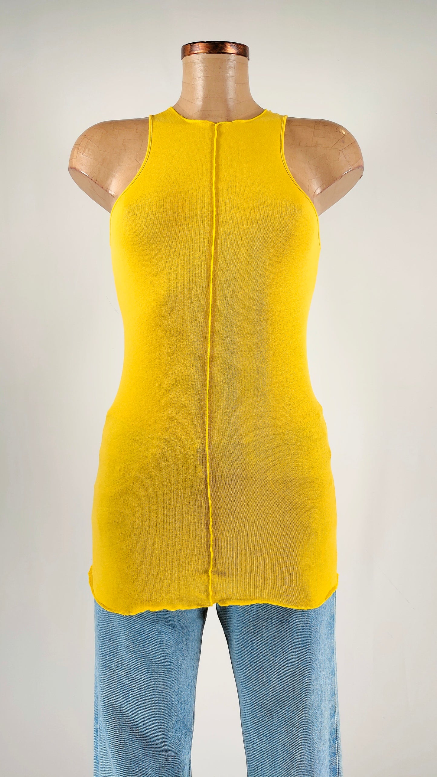 Top semitransparente amarillo