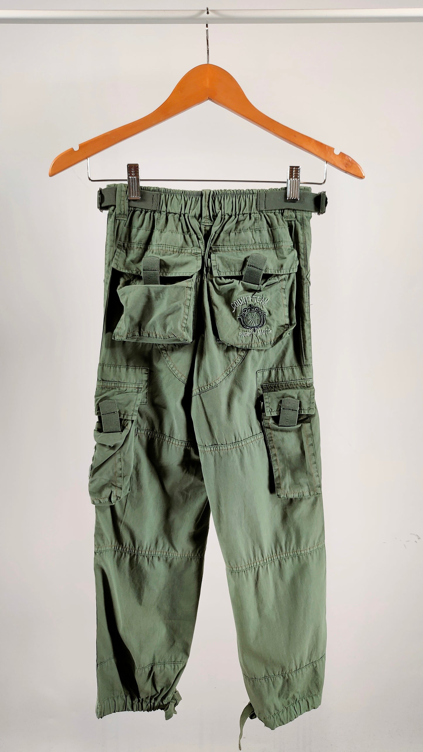 Pantalones cargo verde oscuro MPM