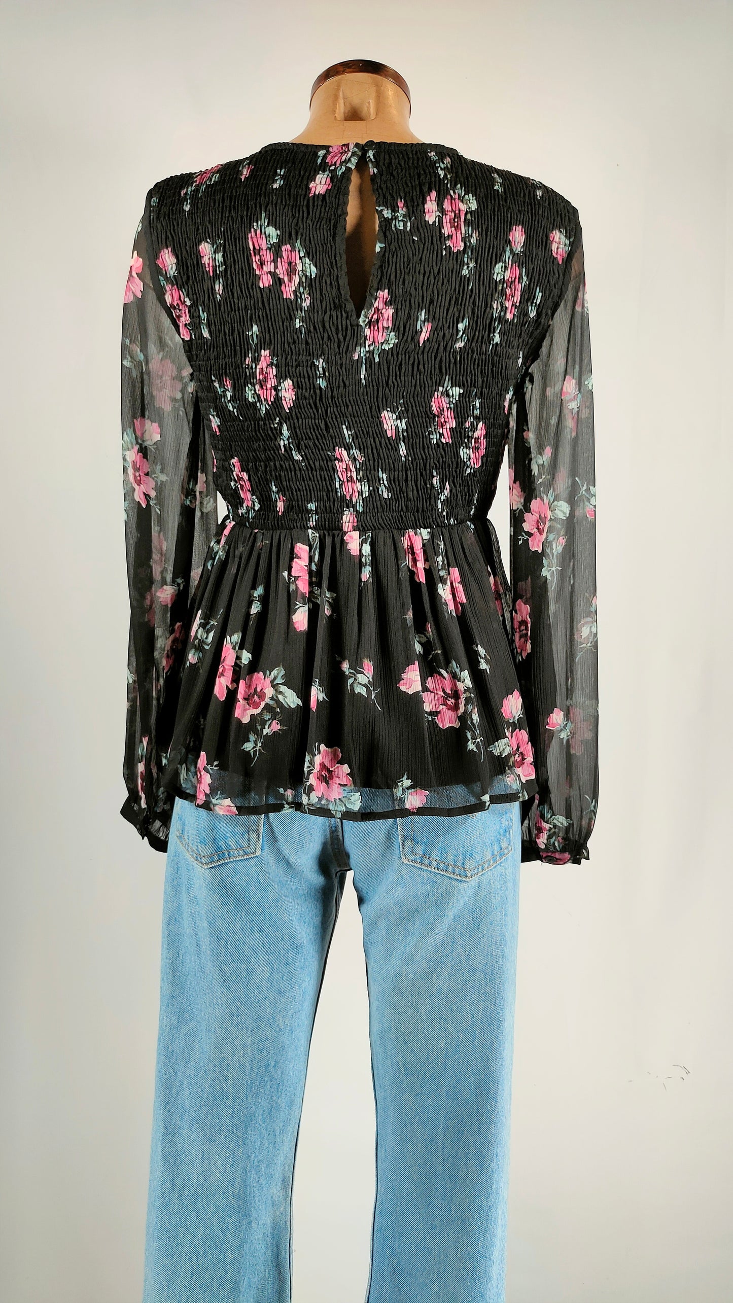 Blusa con fruncido en cintura Vila