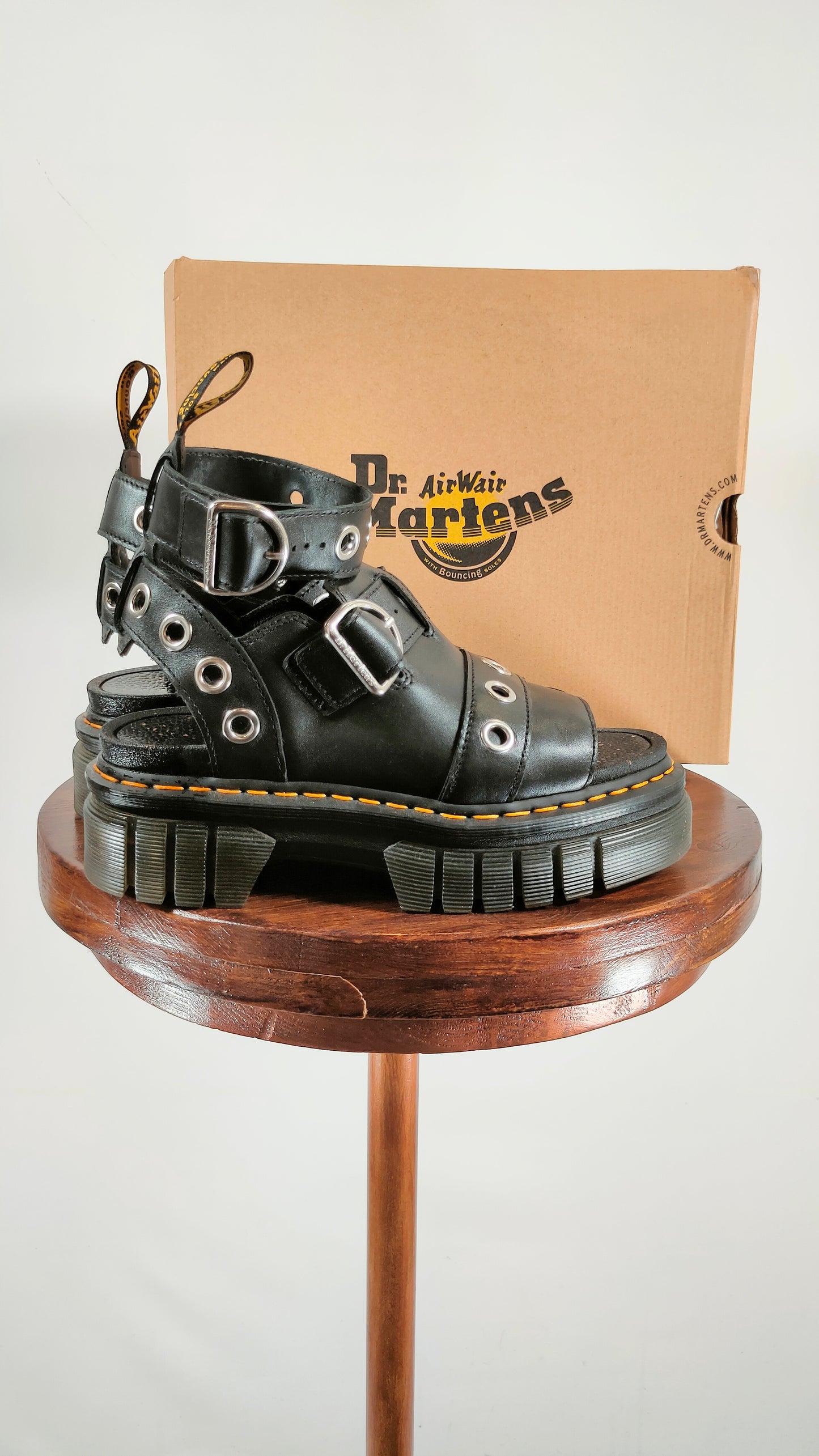 Sandalia HDW Dr. Martens