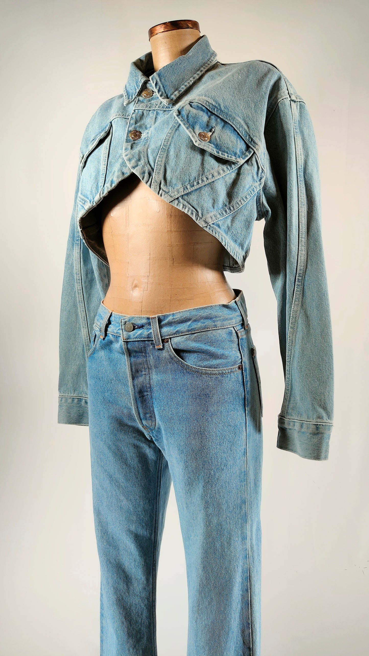Chaqueta crop azul