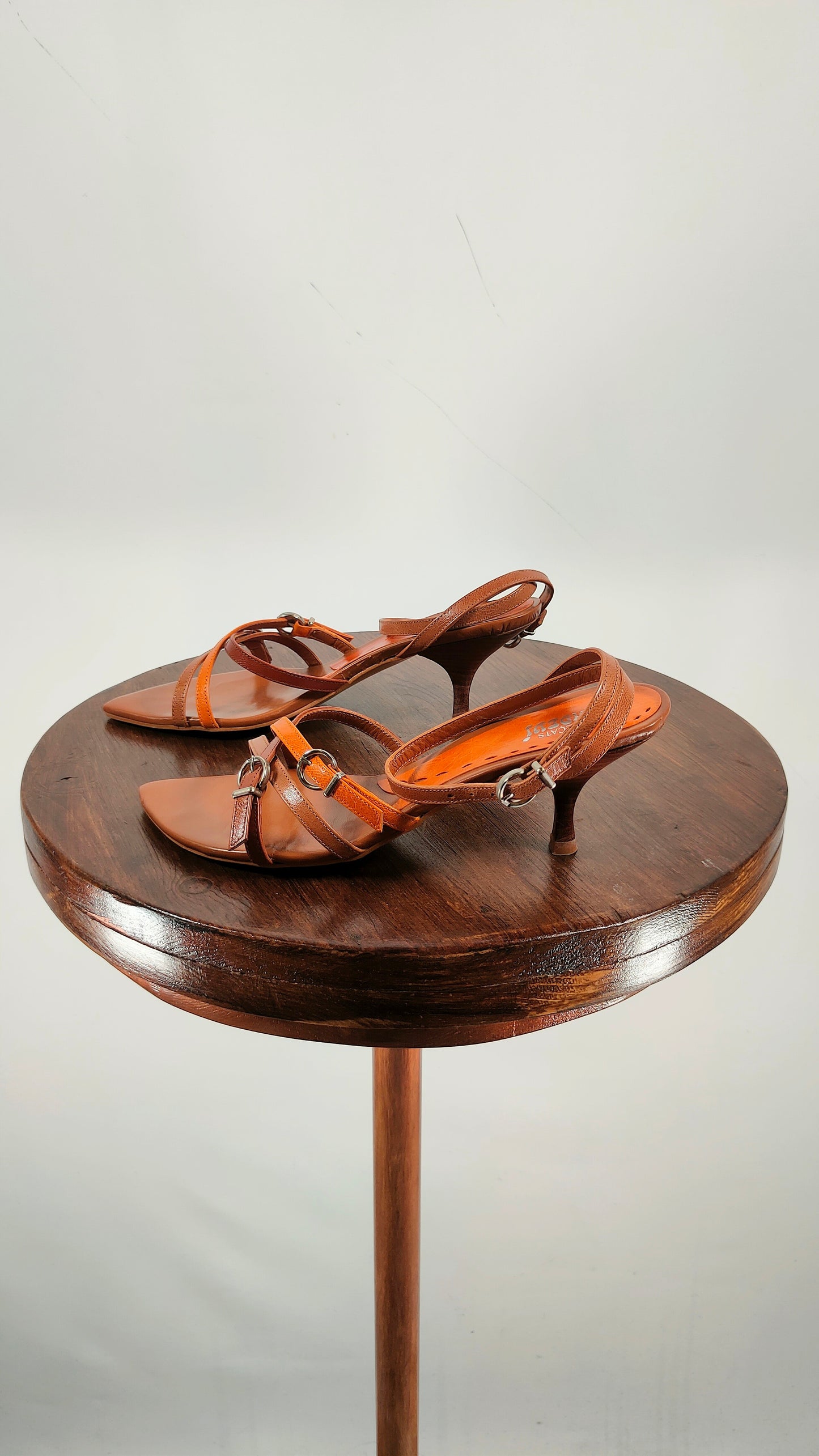 Sandalias de piel Padeví