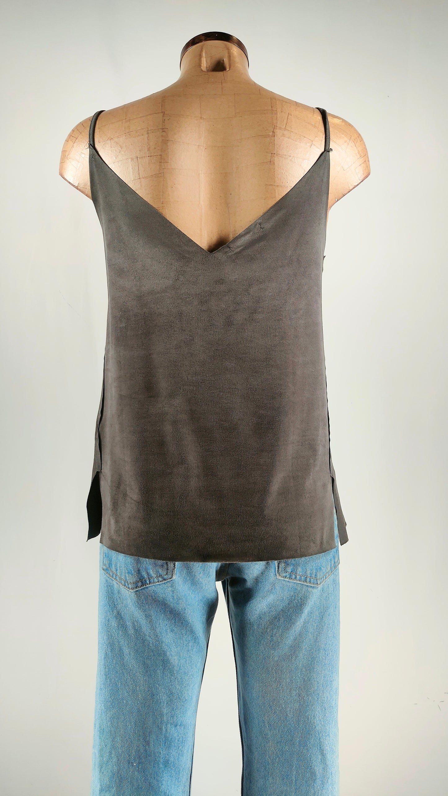 Top gris efecto ante somsis
