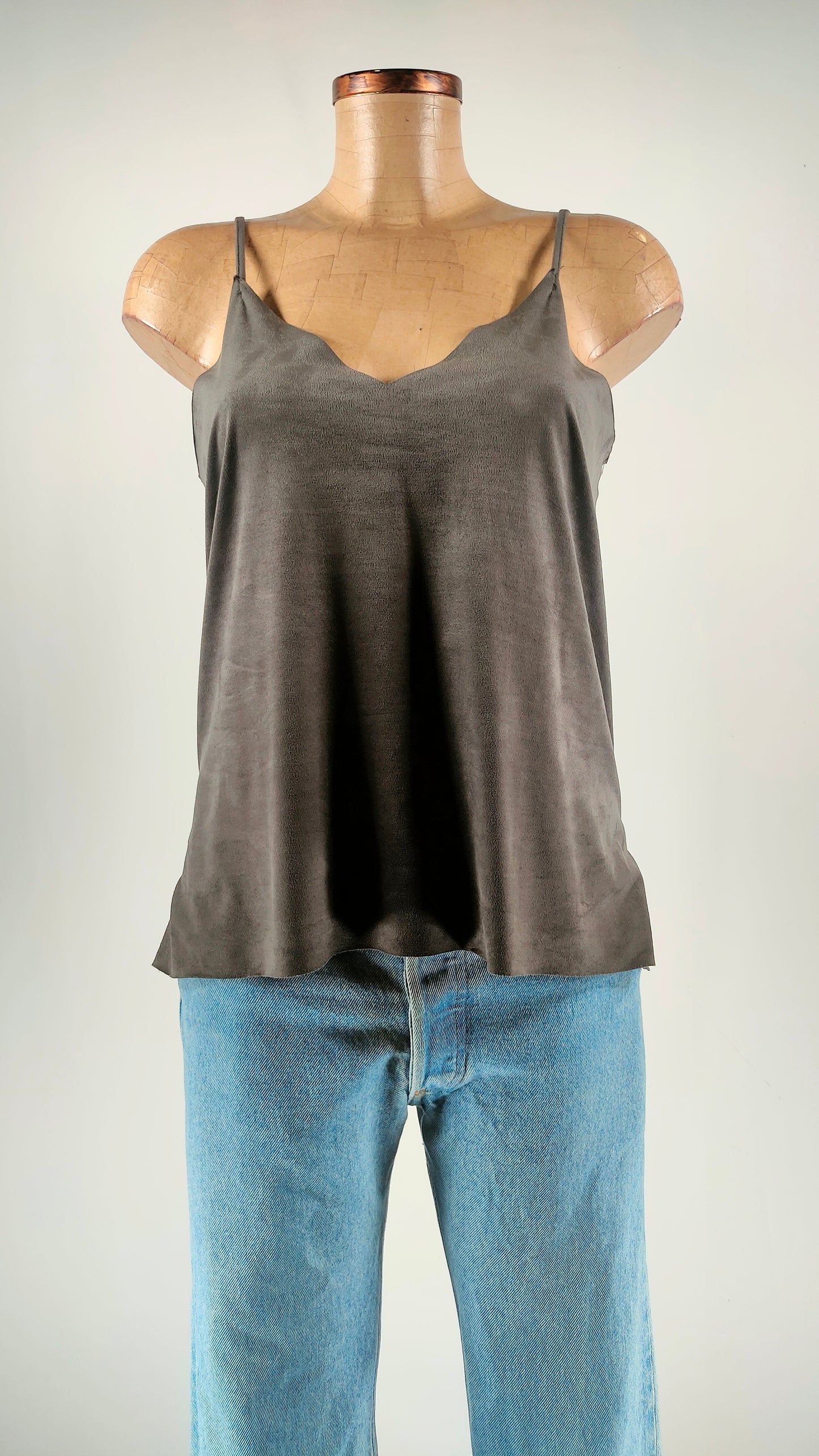 Top gris efecto ante somsis