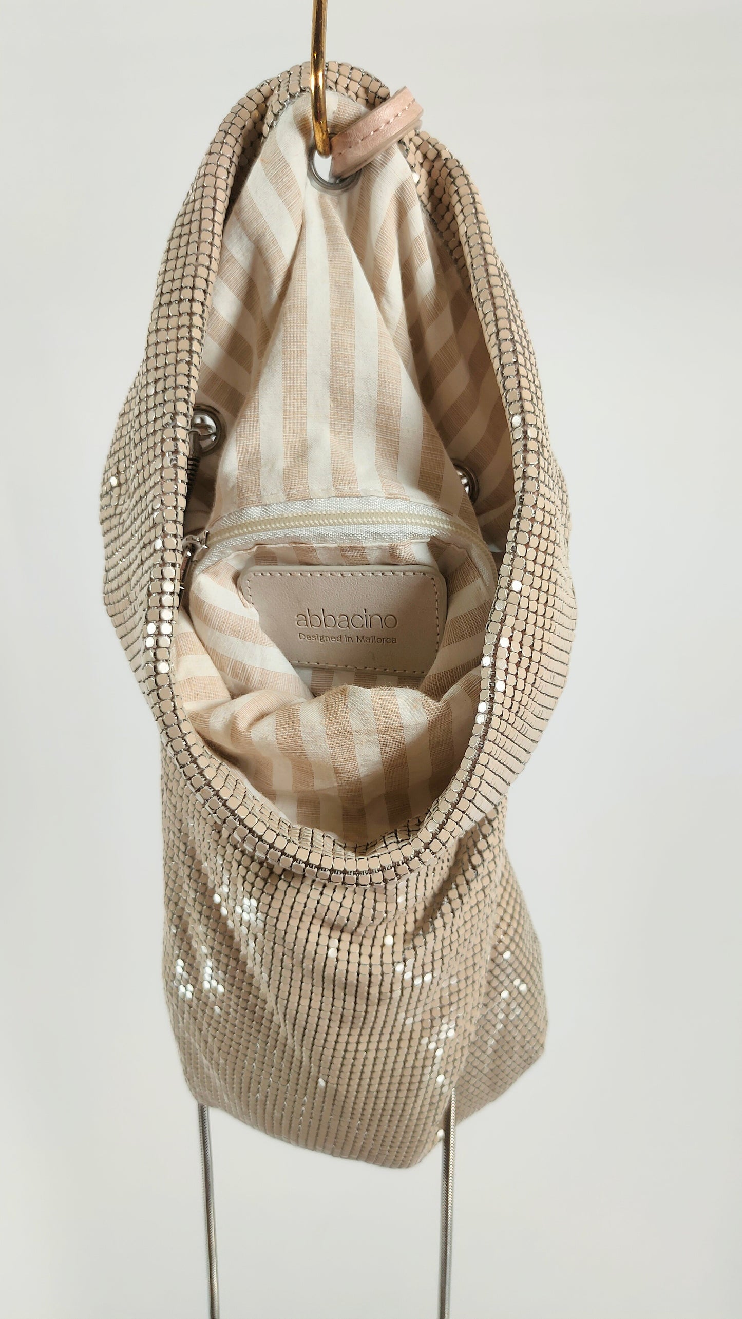 Bolso de apliques beige abbacino