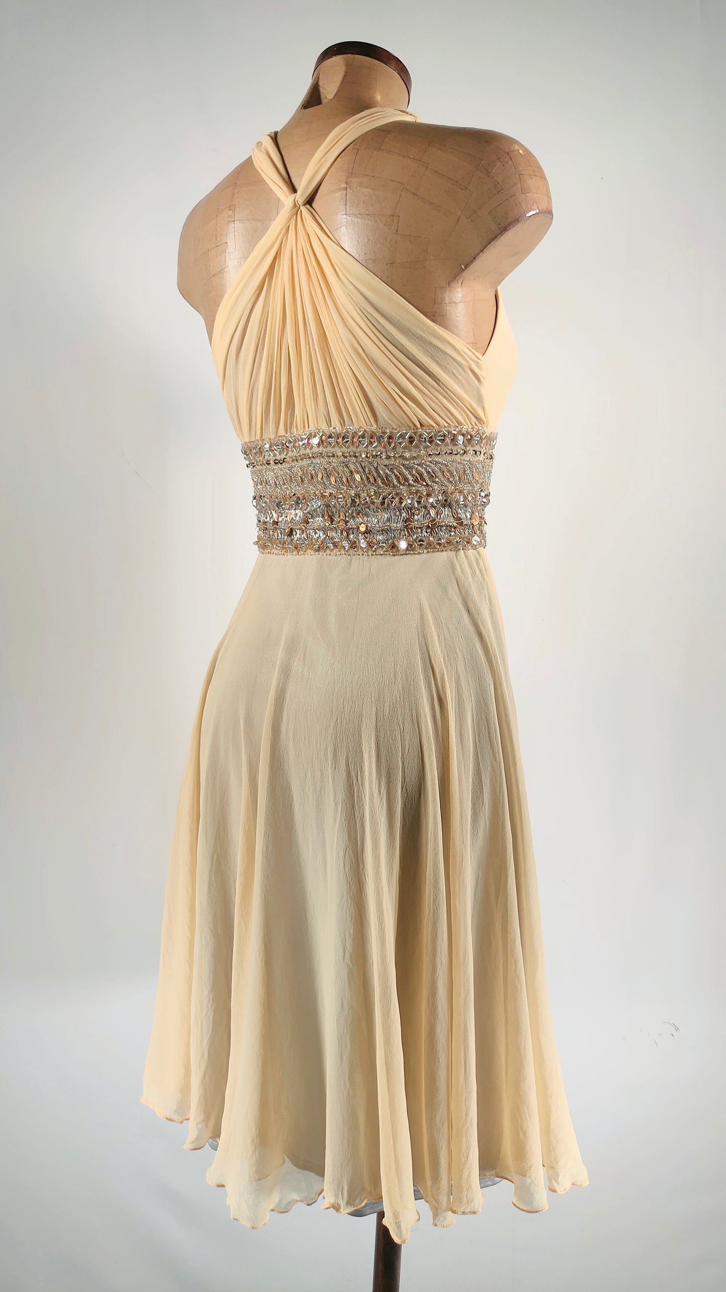 Vestido de fiesta con pedrería