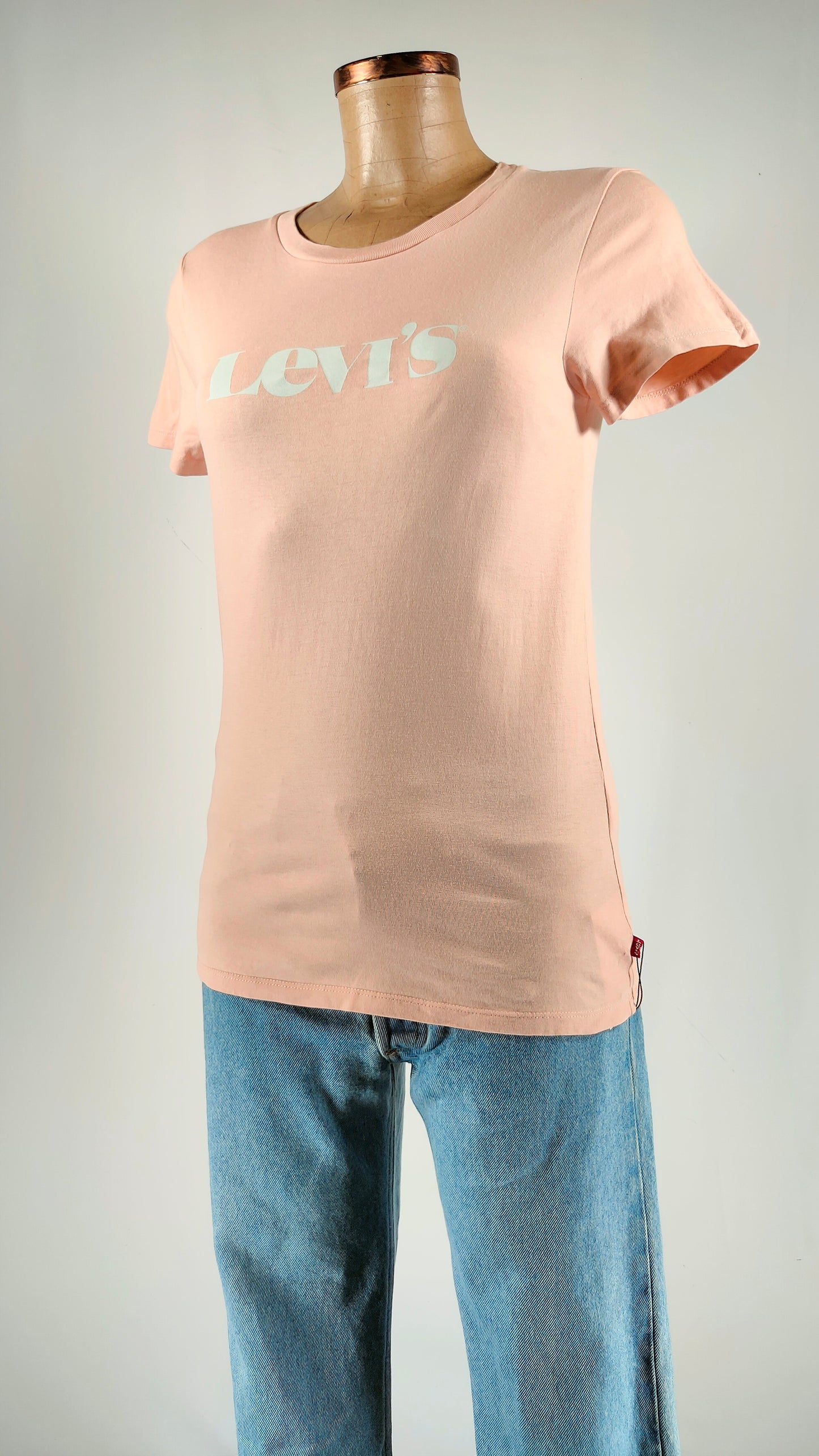 Camiseta Levi's rosa