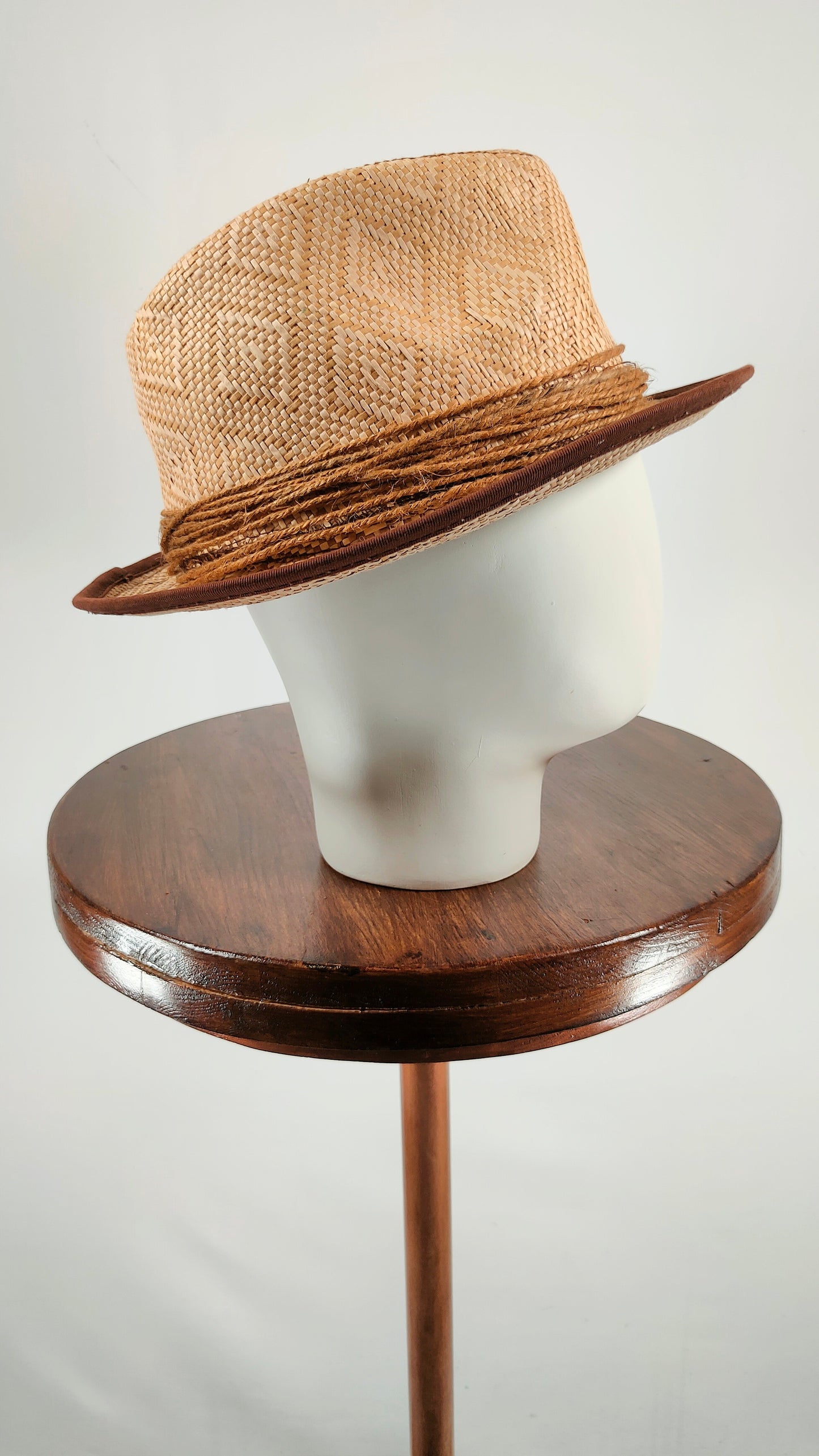 Sombrero de papel Goorin