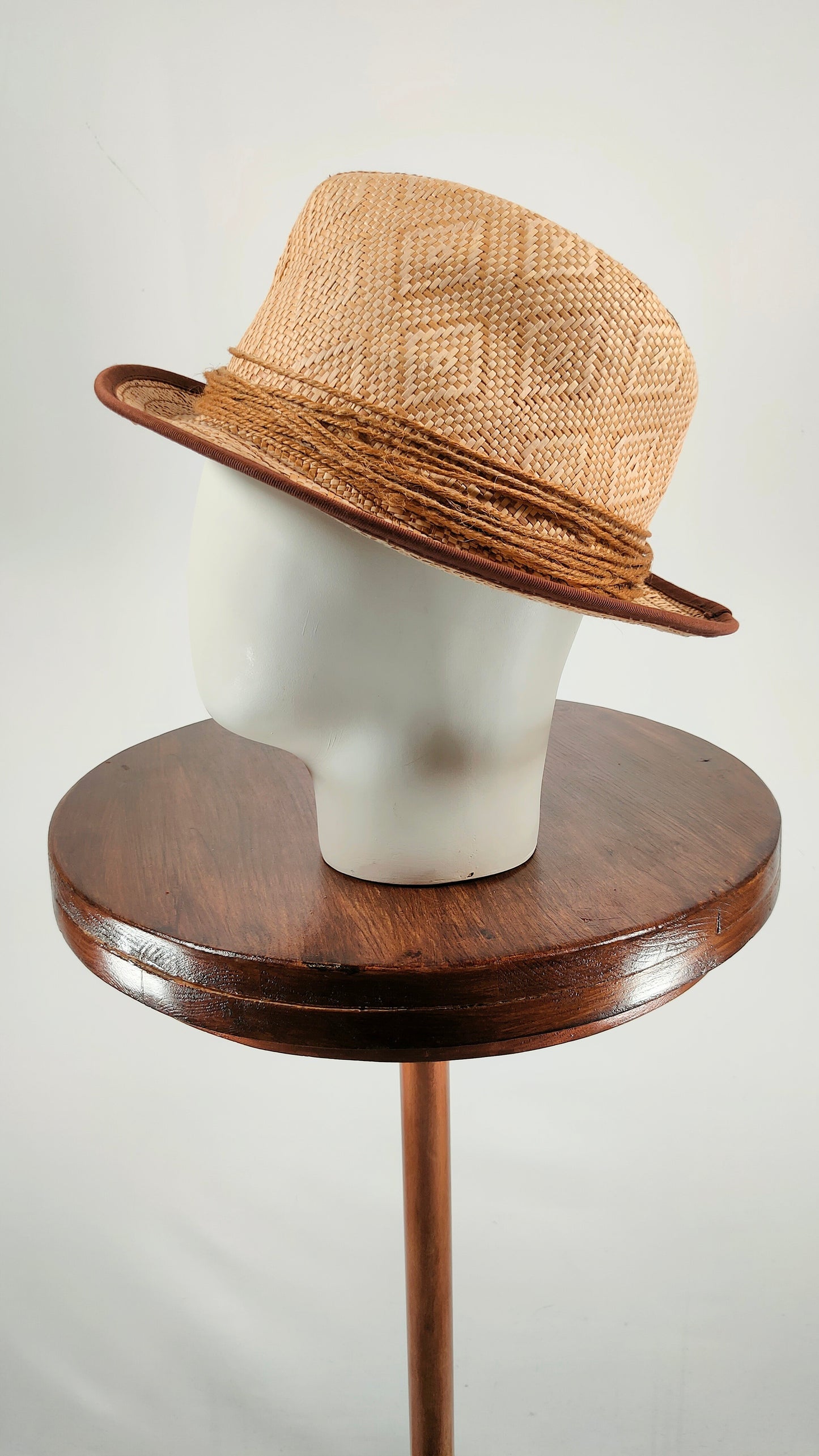 Sombrero de papel Goorin