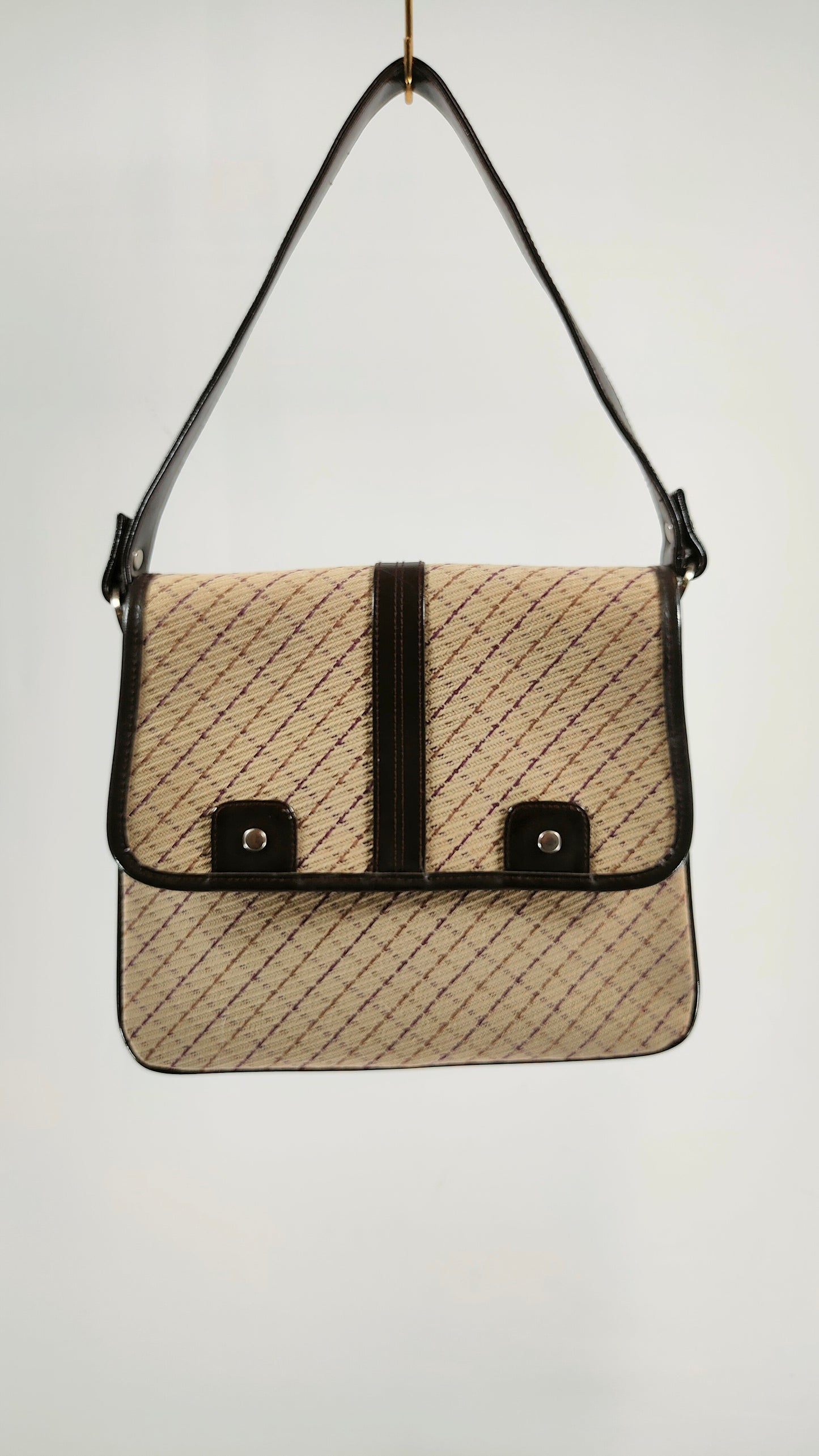 Bolsito de mano DKNY