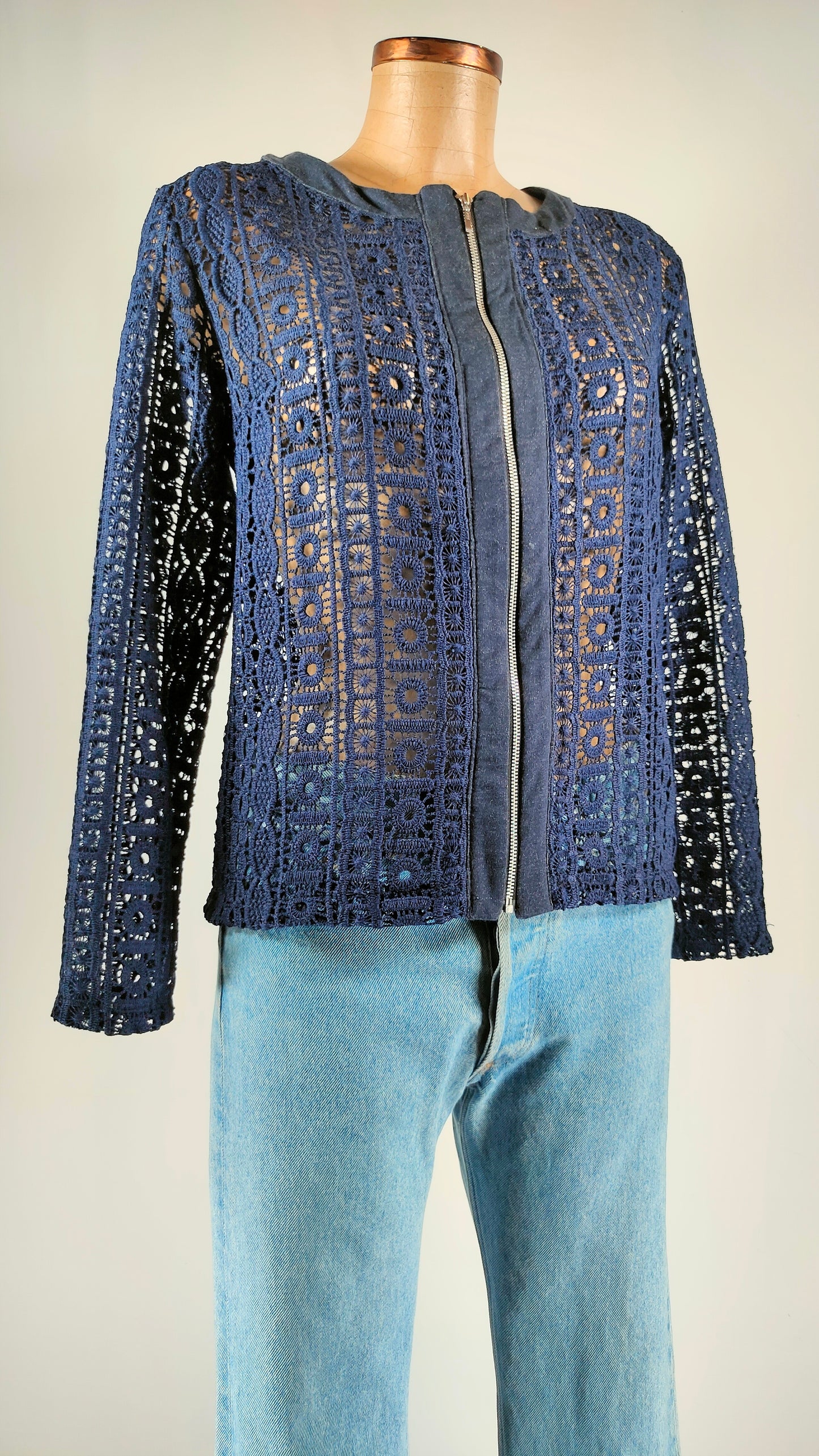 Chaqueta calada azul