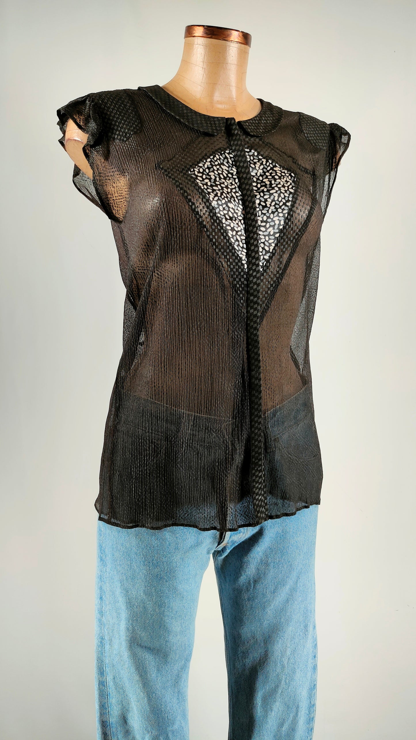 Top de seda Custo negro