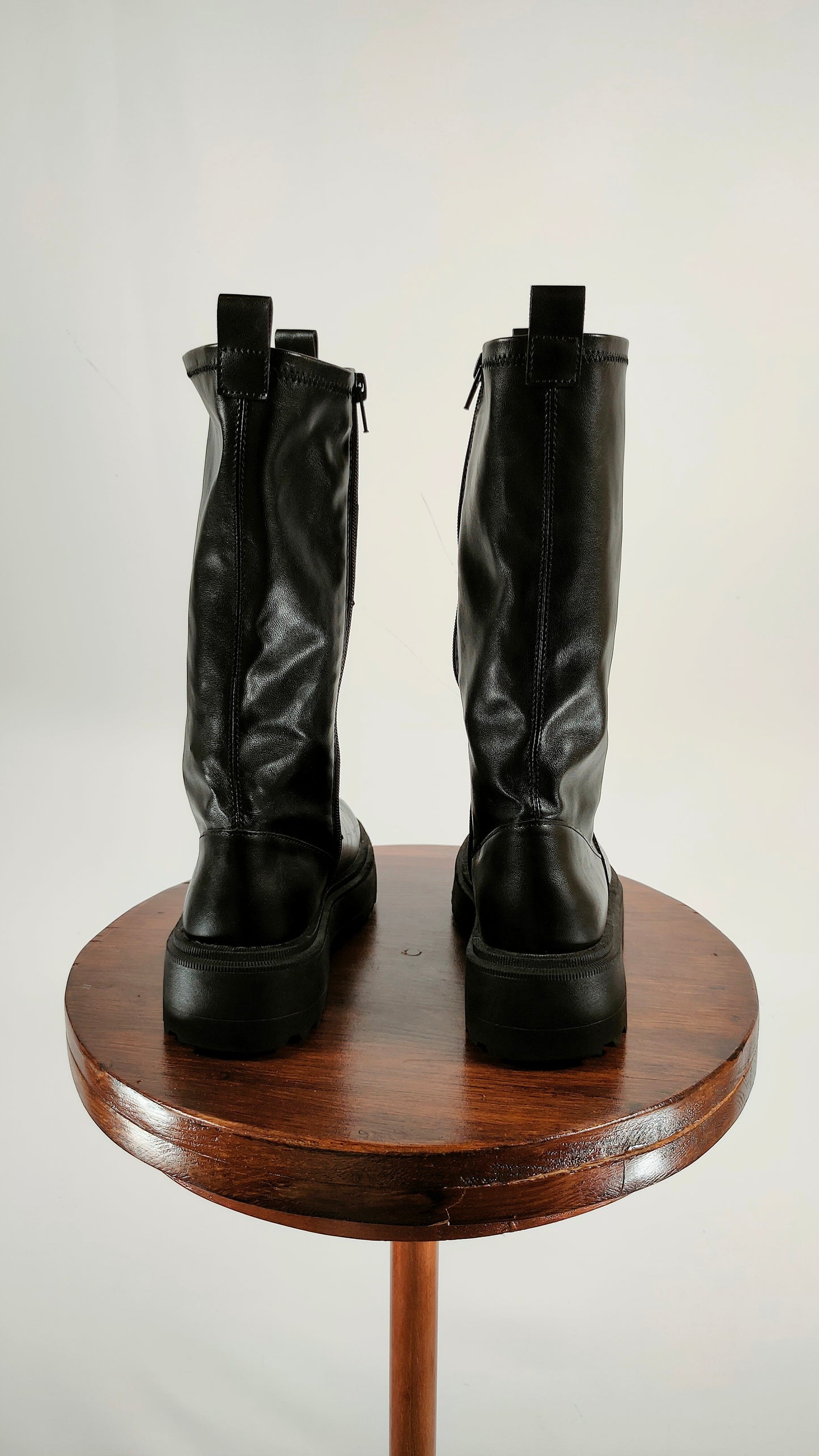 Botas polipiel negras con plataforma